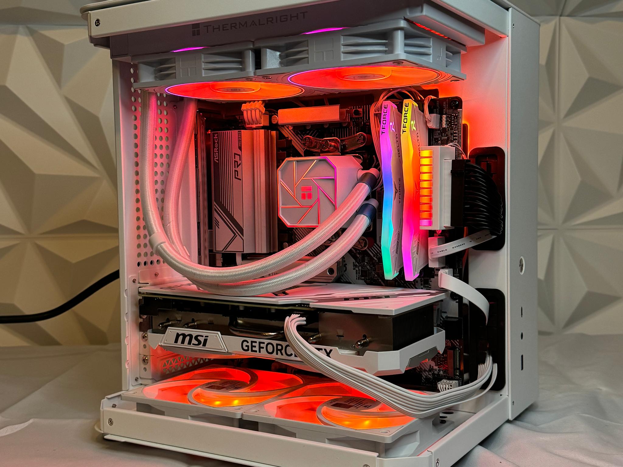 "Ice Cube" RYZEN 7 7700x, 4070 ti super, 32gb ram, WI-FI, 1TB nvme, gaming pc Free 4tb Drive READ