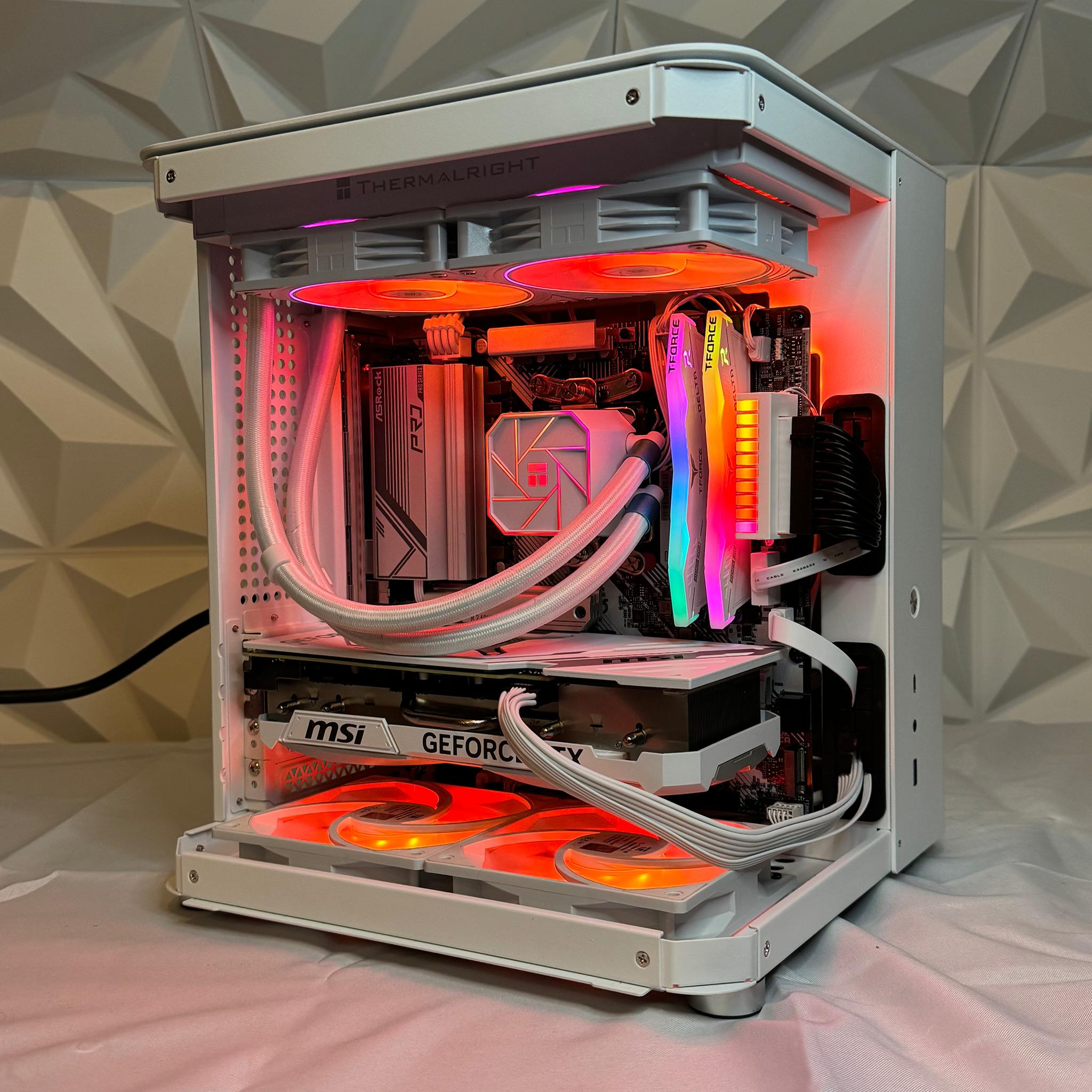 "Ice Cube" RYZEN 7 7700x, 4070 ti super, 32gb ram, WI-FI, 1TB nvme, gaming pc Free 4tb Drive READ