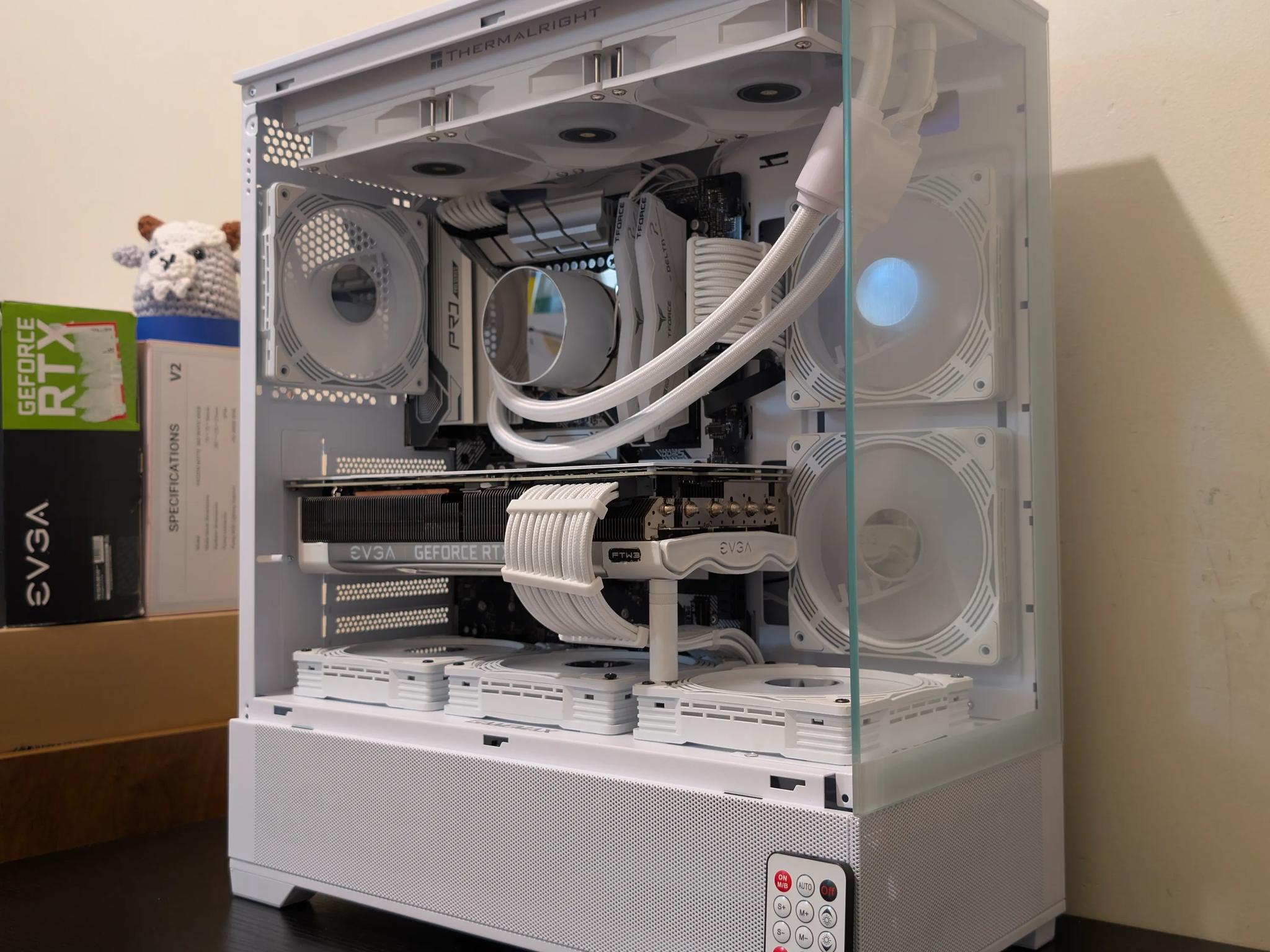 🐻‍❄️1440p/4K Gaming Beast | RTX 3080Ti | i7 12700K | 2TB SSD | 32GB RAM | WiFi 6 & Bluetooth🐻‍❄️
