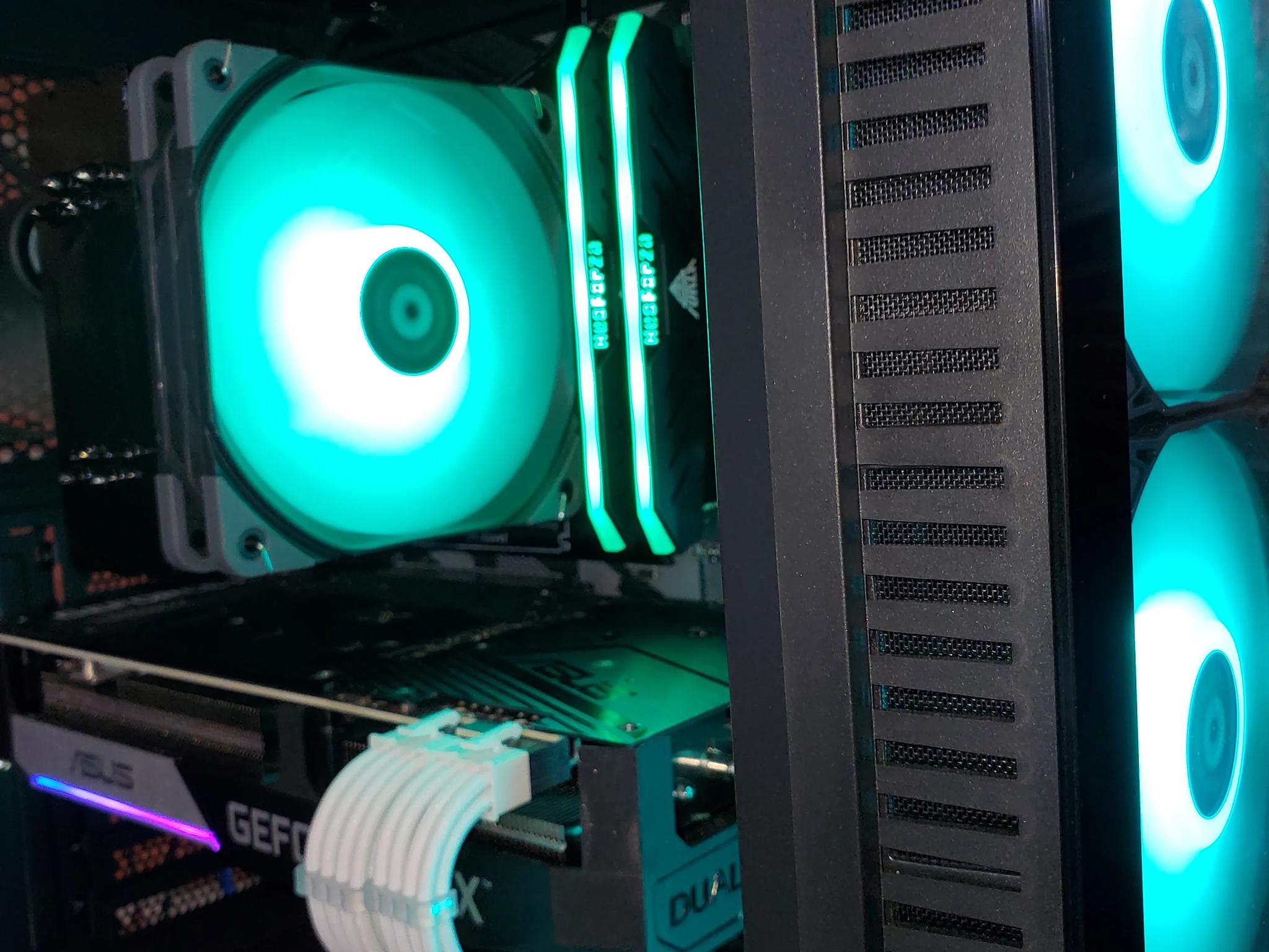 GAMING PC - RTX 3070 - 10600K - 1TB SSD