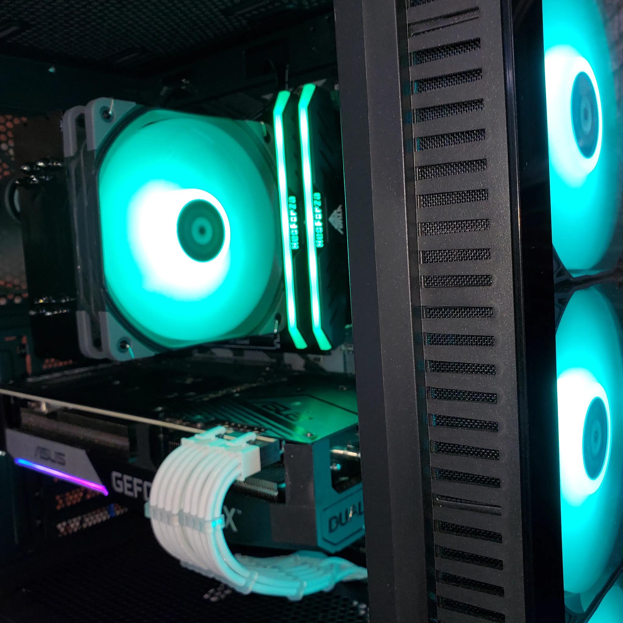 GAMING PC - RTX 3070 - 10600K - 1TB SSD