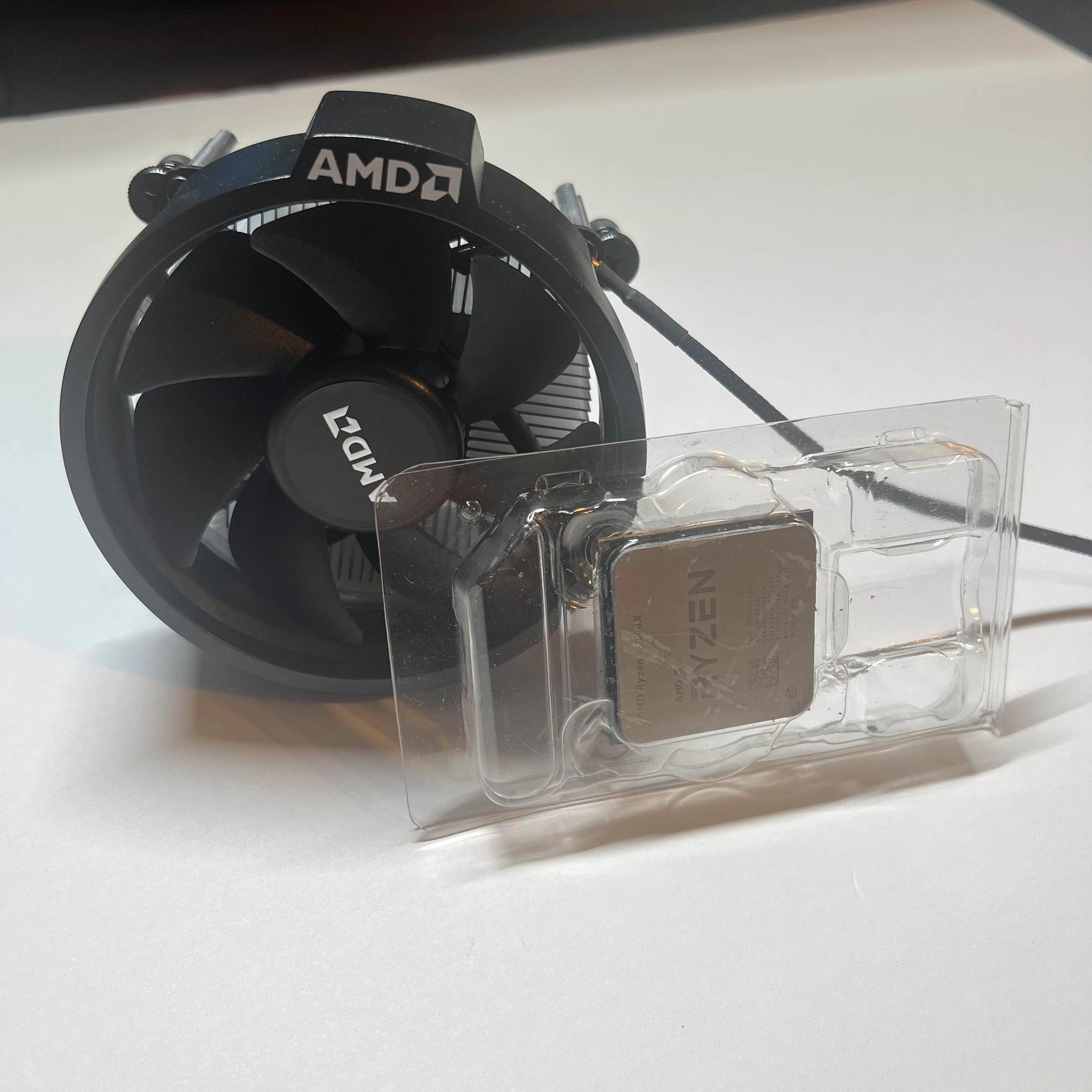 Used Ryzen 5 5600x + Stock Cooler