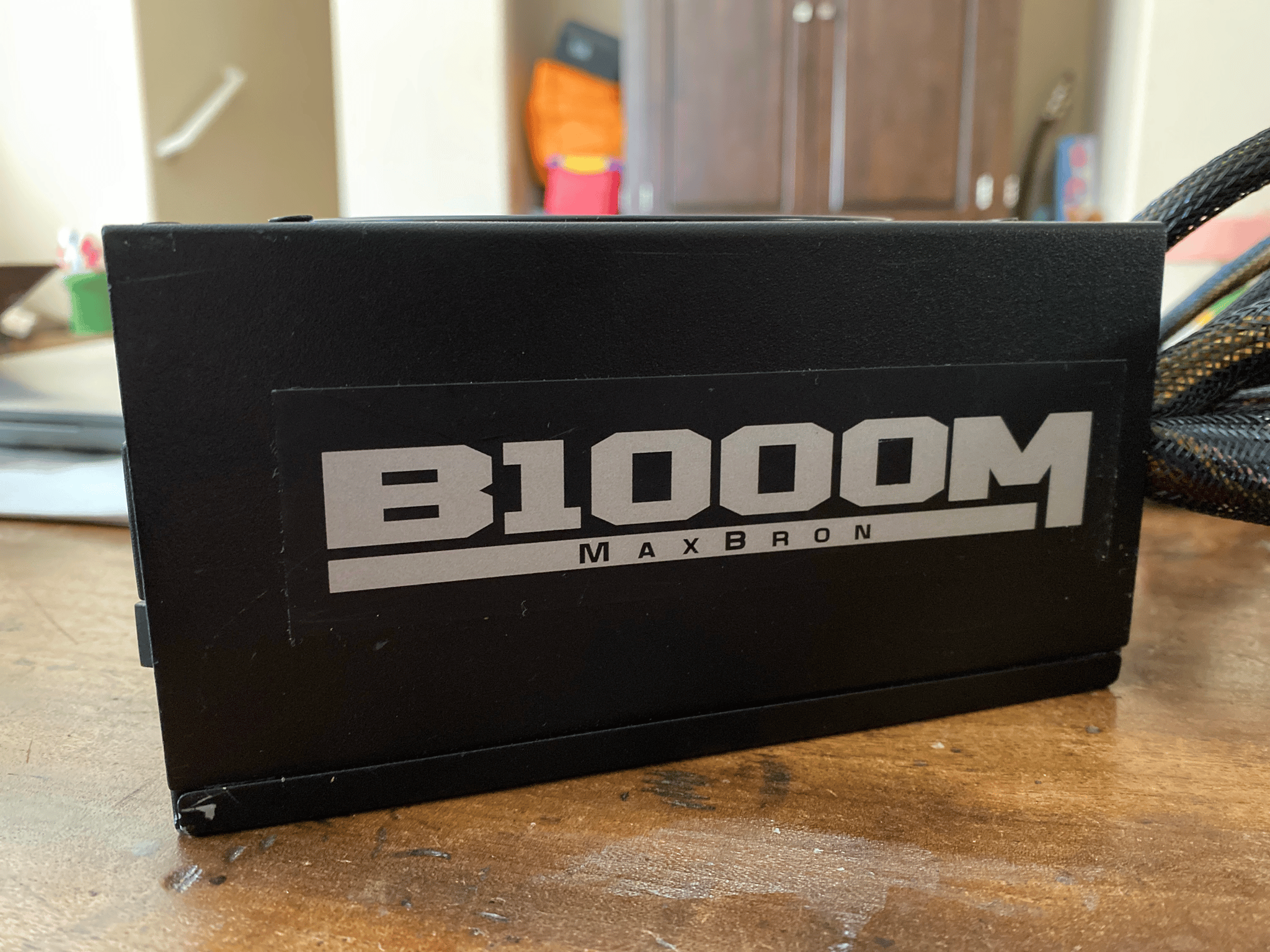 LEPA B1000M MaxBron PSU - Semi-Modular