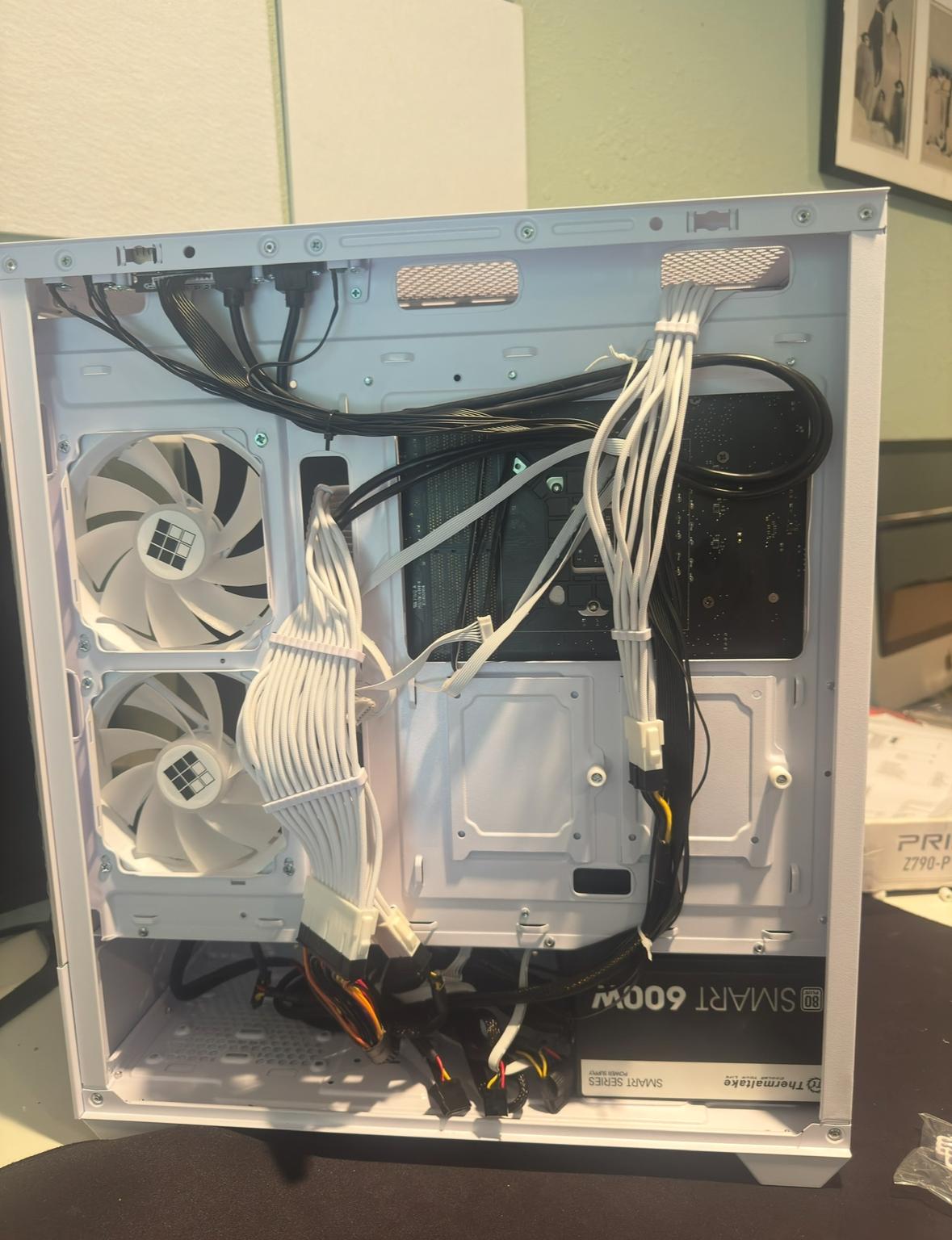 Mid Range Gaming PC i7 9700k & GTX 1080TI