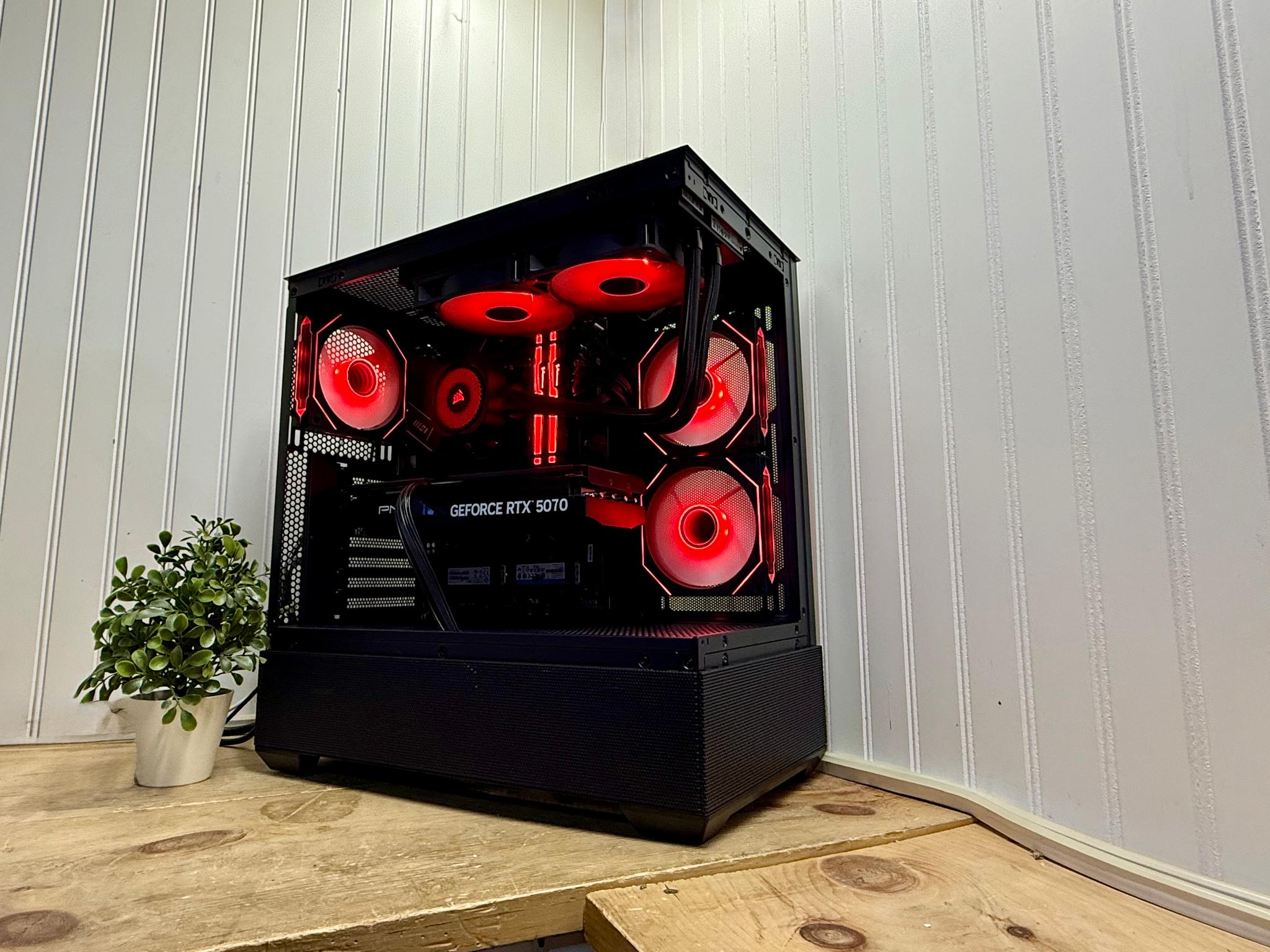 BLACK FRIDAY WEEK 1 DARK FORCE 13700kf/5070/32g ddr5/2TB NVME+2TB SSD/750watt psu/240mm AIO