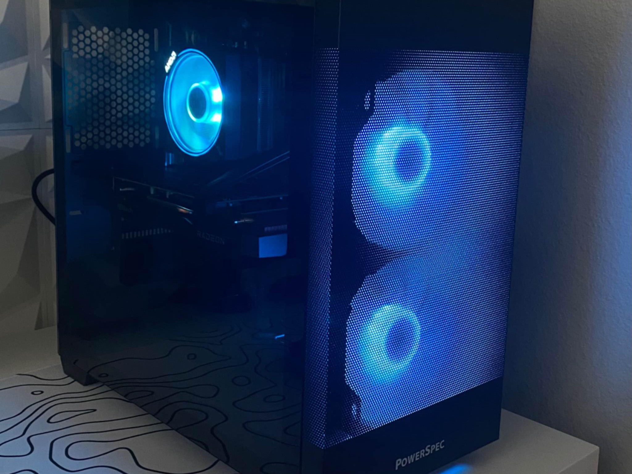 High End All Black Gaming Pc (5800x3D RX 7600 16GB RAM WIFI)