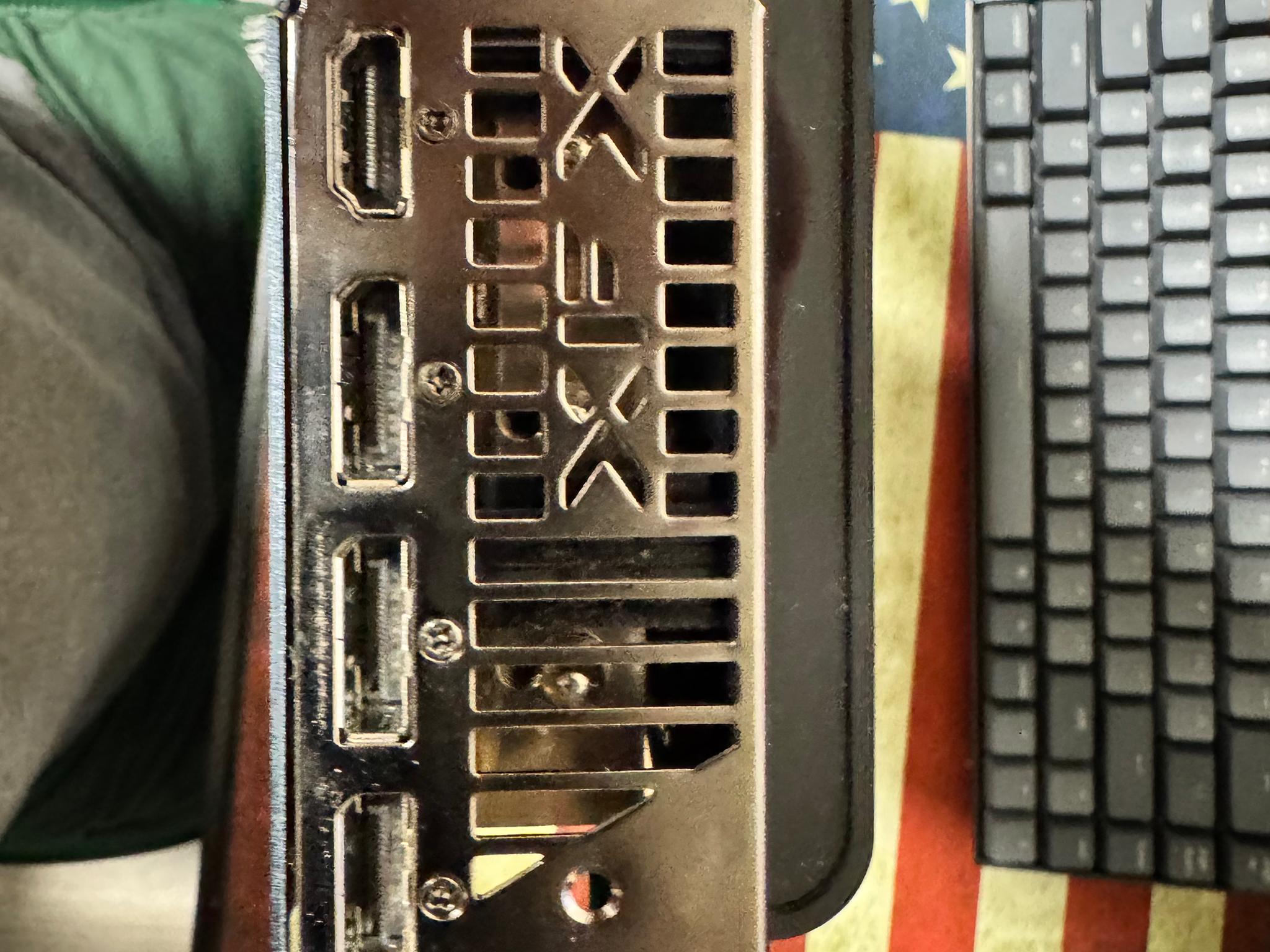 XFX 6900XT SWFT319