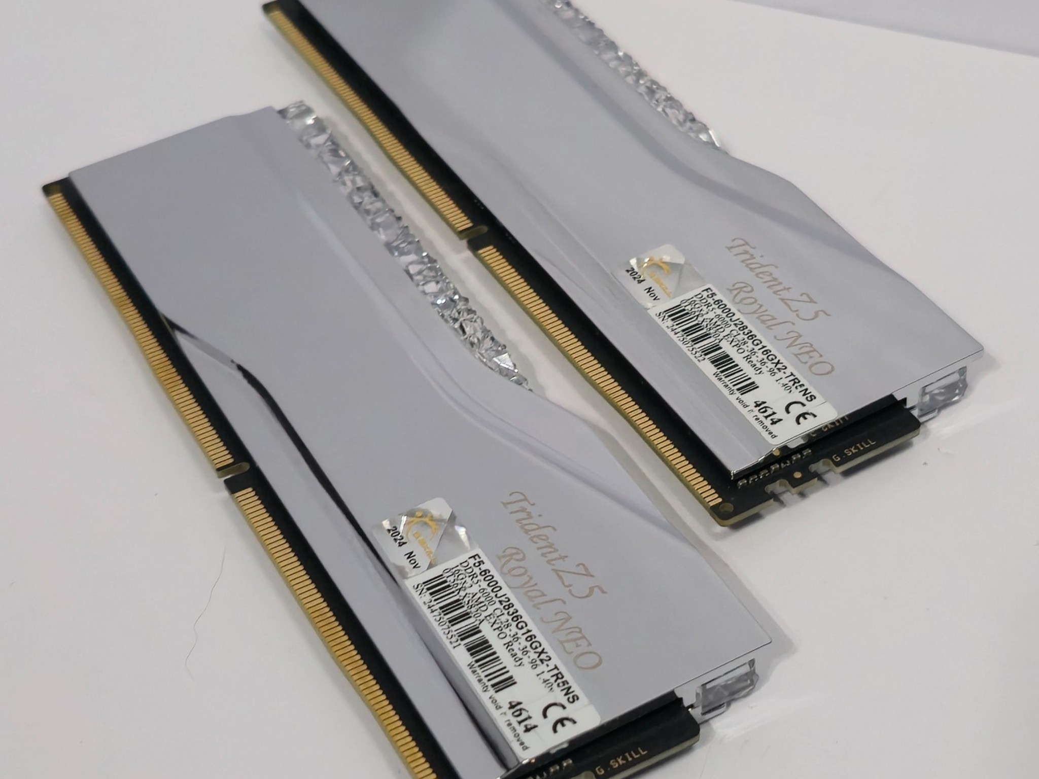 G.SKILL Trident Z5 Royal NEO RGB 32GB (2x16GB) 6000 28-36-36-96 AMD CL28 DDR5