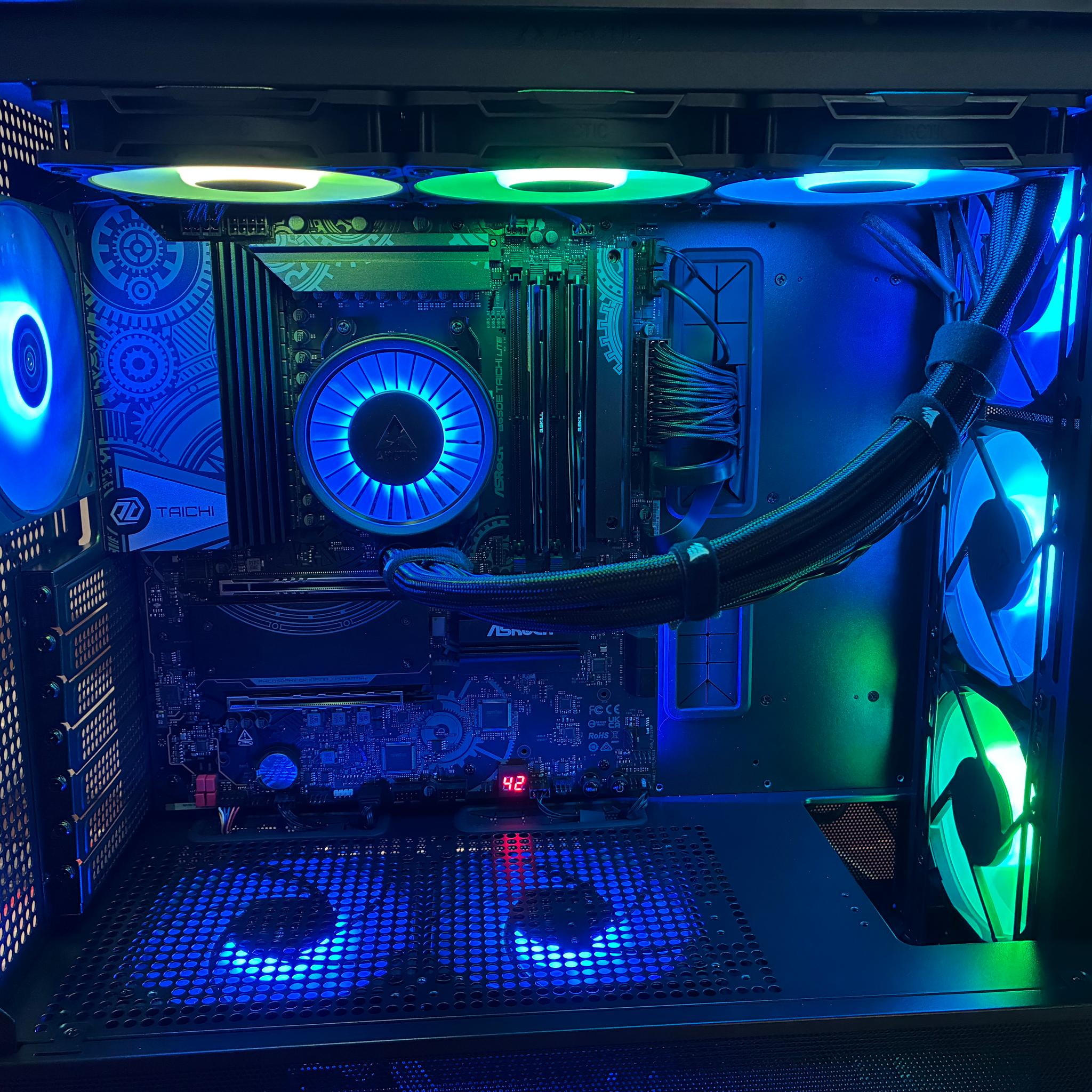 Ryzen 7 9700X AM5 PC | B650E Taichi Lite | 32GB DDR5 | 2TB 980 Pro | No GPU