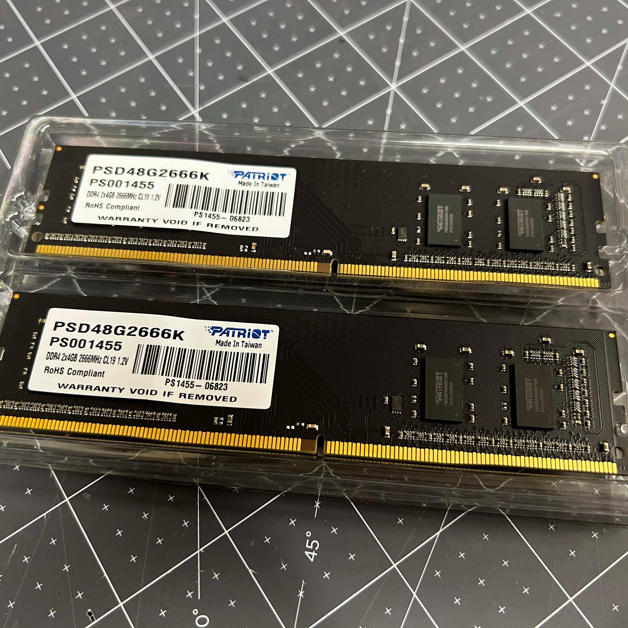 Patriot 8 GB (2 x 4 GB) DDR4-2666Mhz CL19
