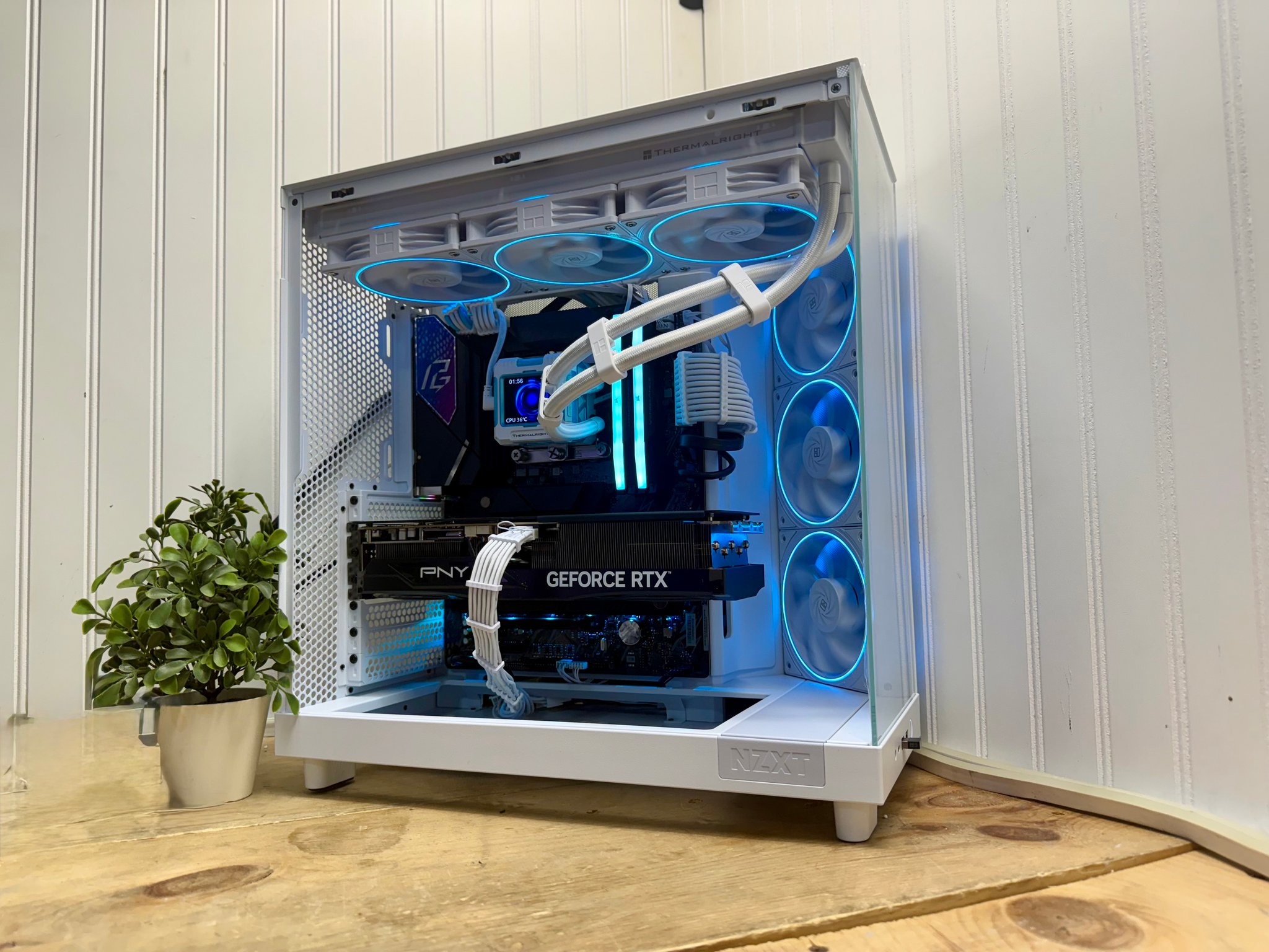 White Warrior 1440/4K  265k/RTX 5070 Ti/2TB nvm/32g DDR5/360mm AIO/850watt psu