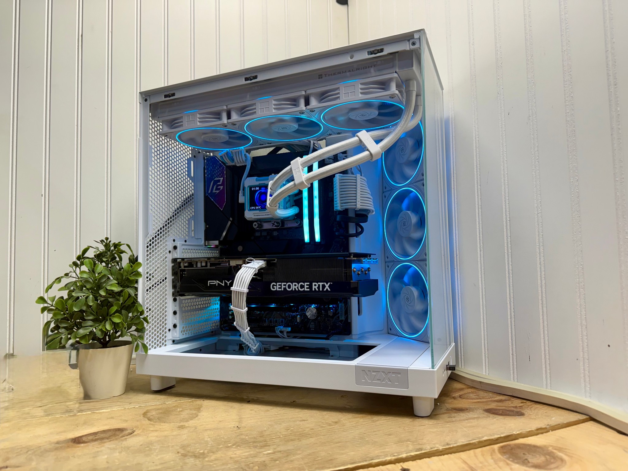 White Warrior 1440/4K  265k/RTX 5070 Ti/2TB nvm/32g DDR5/360mm AIO/850watt psu