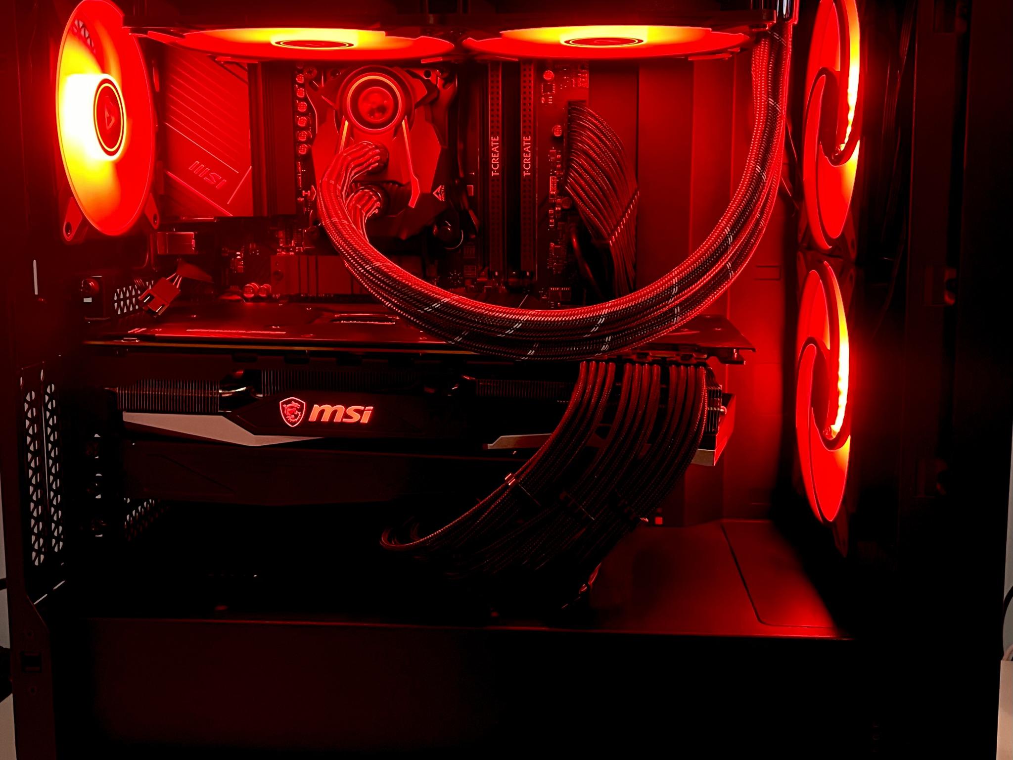 RX 7900 XTX w/ Ryzen 7 7700X - 4K Gaming PC with RGB Fans