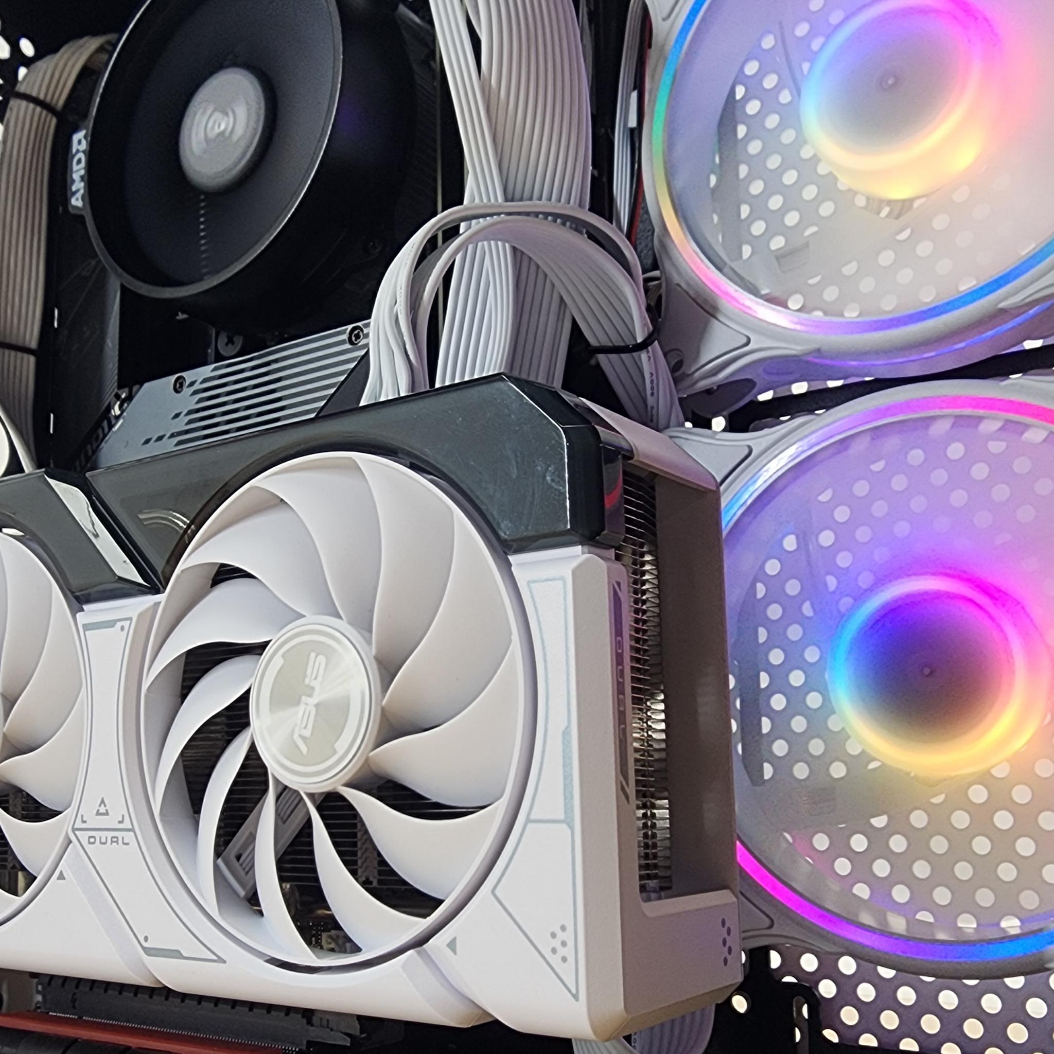 Gaming PC Ryzen 7 7700X 32GB RAM 1TB SSD RTX 4060 8GB Windows 11 Computer