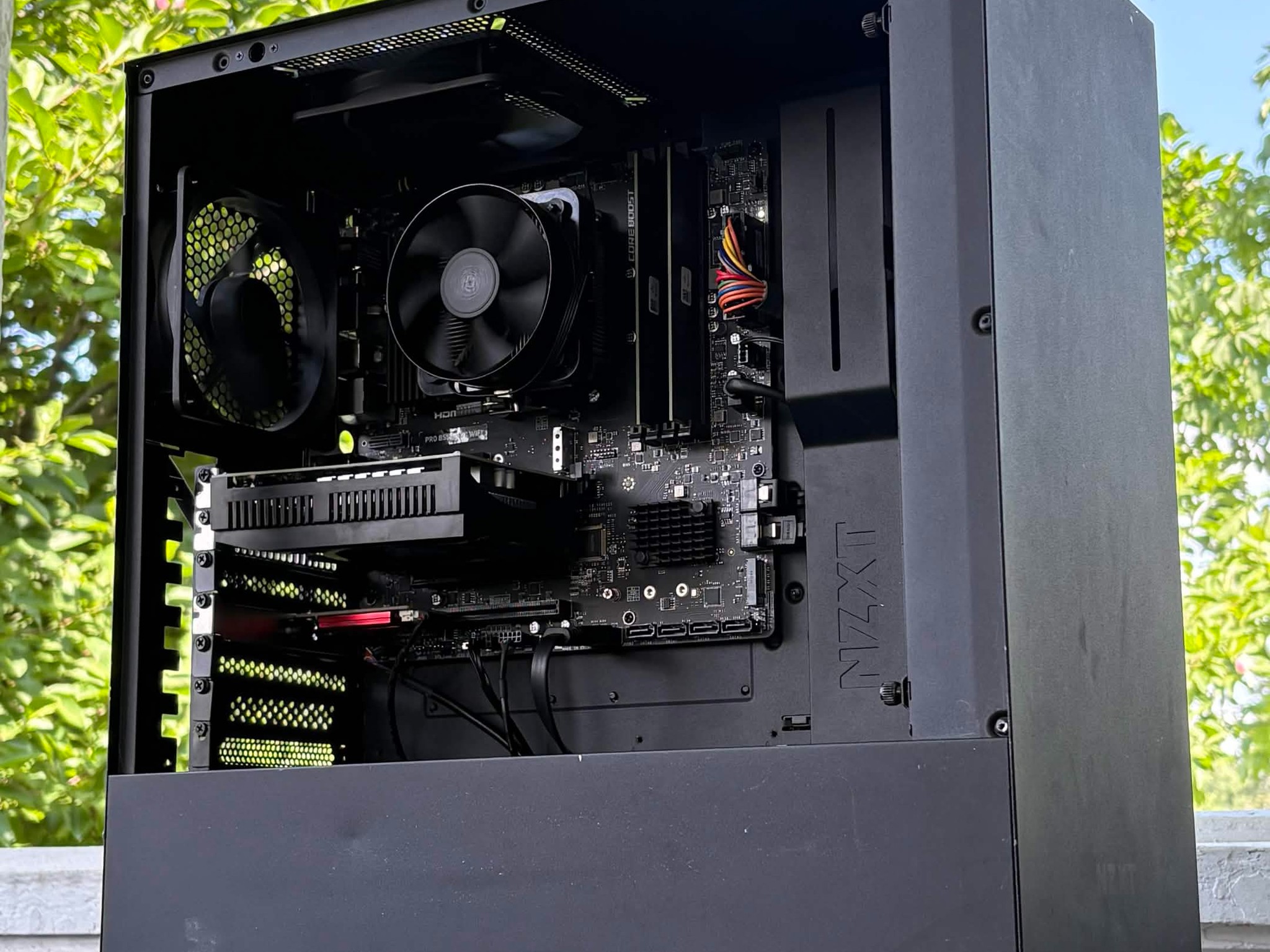 BCC ShadowClaw Ryzen 5 1400 / RX550 / 1.25TB Storage / 2x8GB RAM