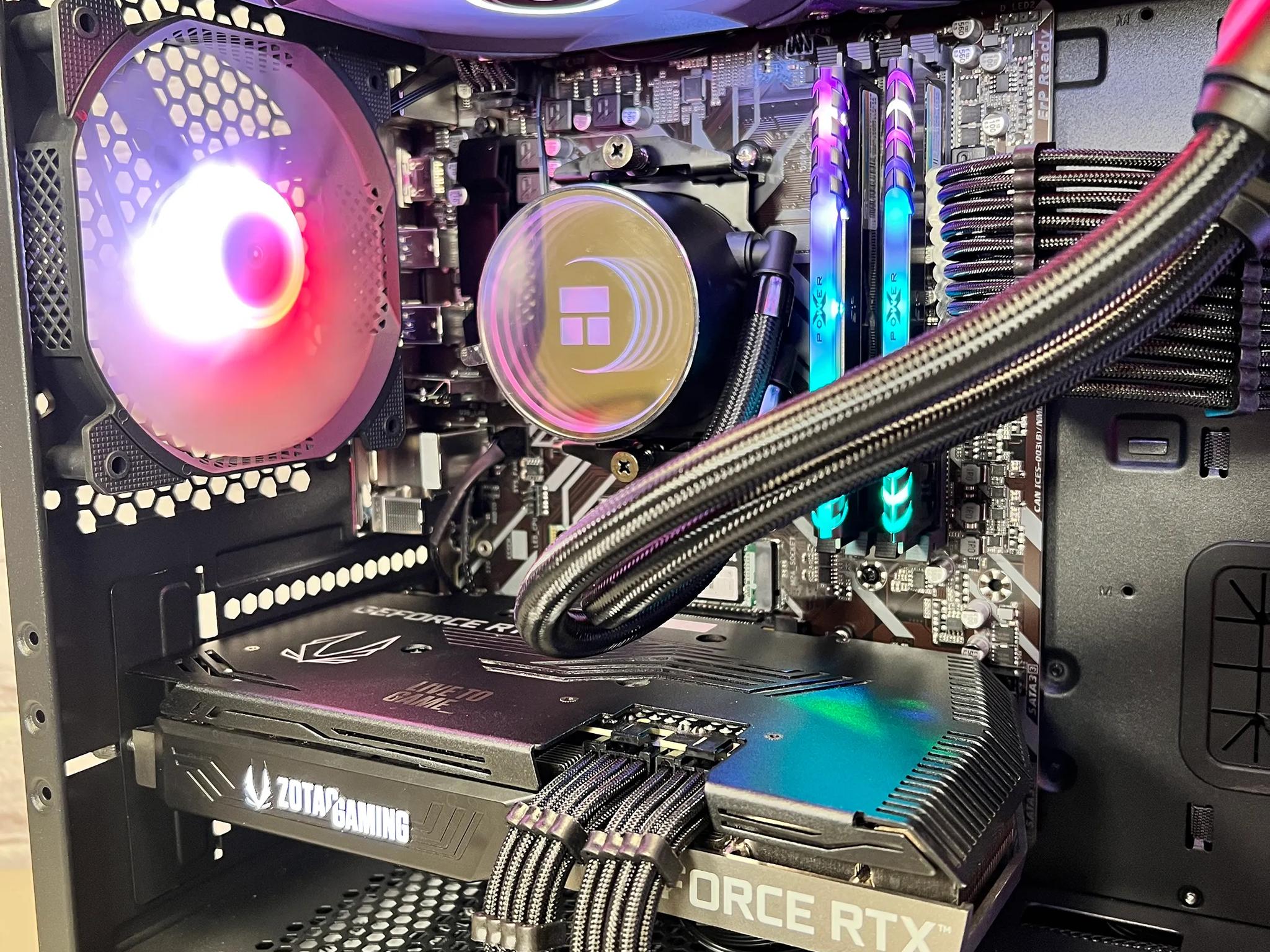 Ryzen 5 5600X RTX 3070 16GB RAM 1TB M.2 Gaming PC
