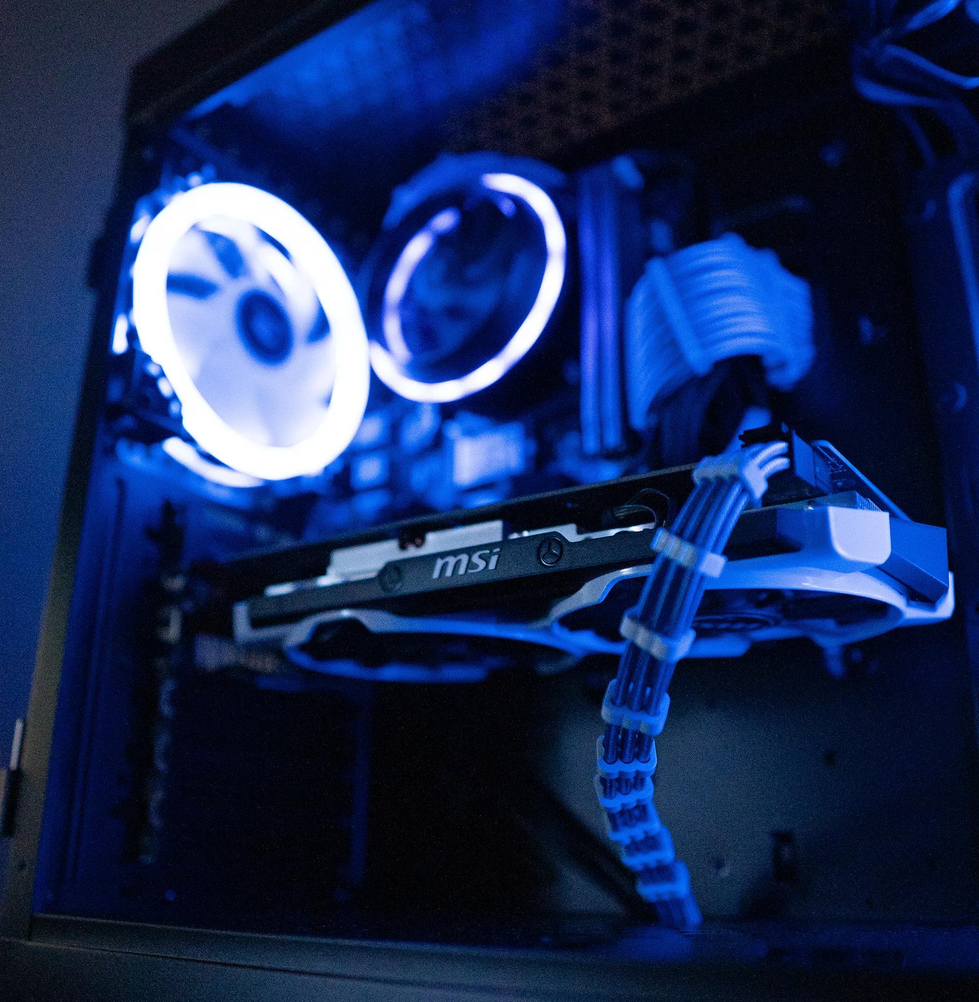 ⚫❄️ | NVIDIA GTX 960 | INTEL i5 4570 | 8GB RAM | 256GB NVME SSD + 250GB HDD | Arctic Blizzard 2.0