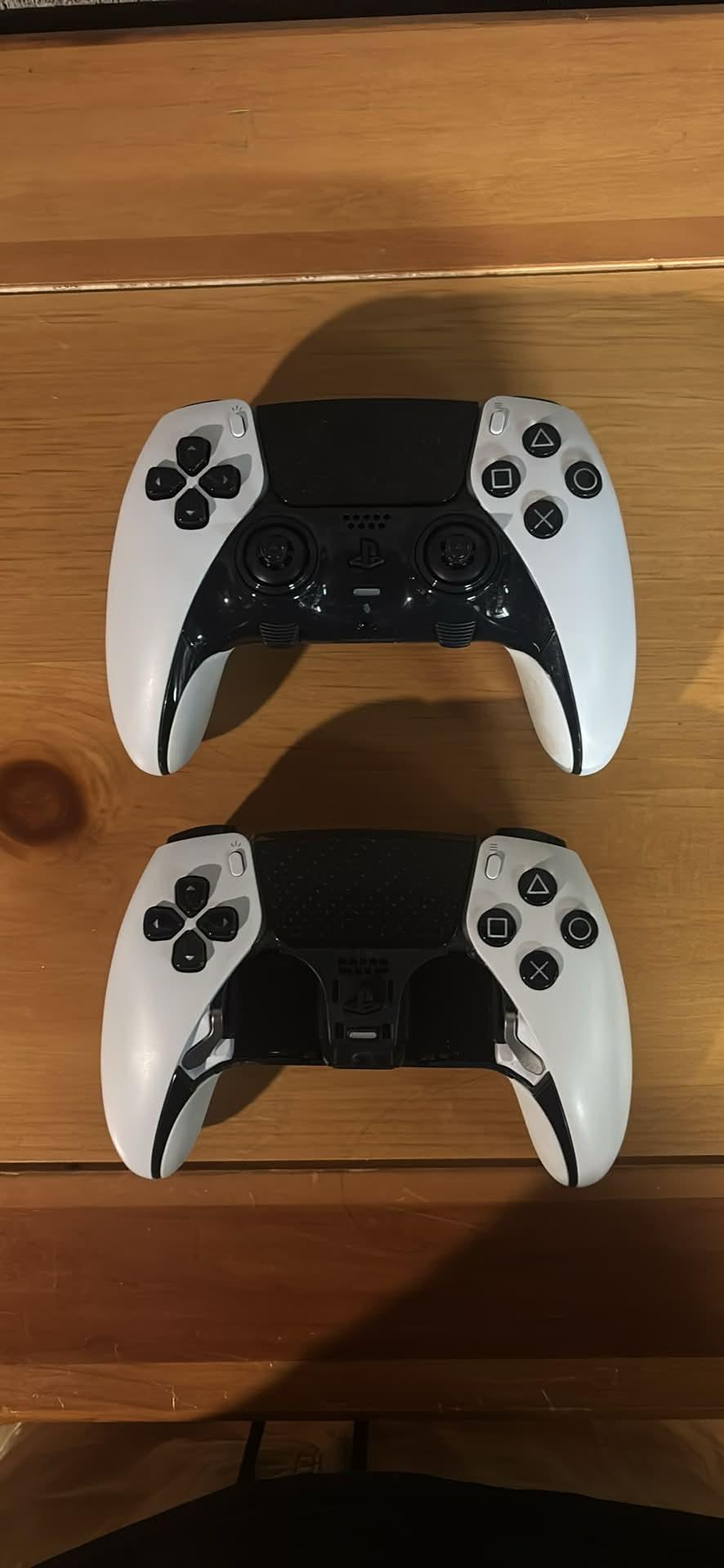 Playstation 5 DualSense Edge Controllers