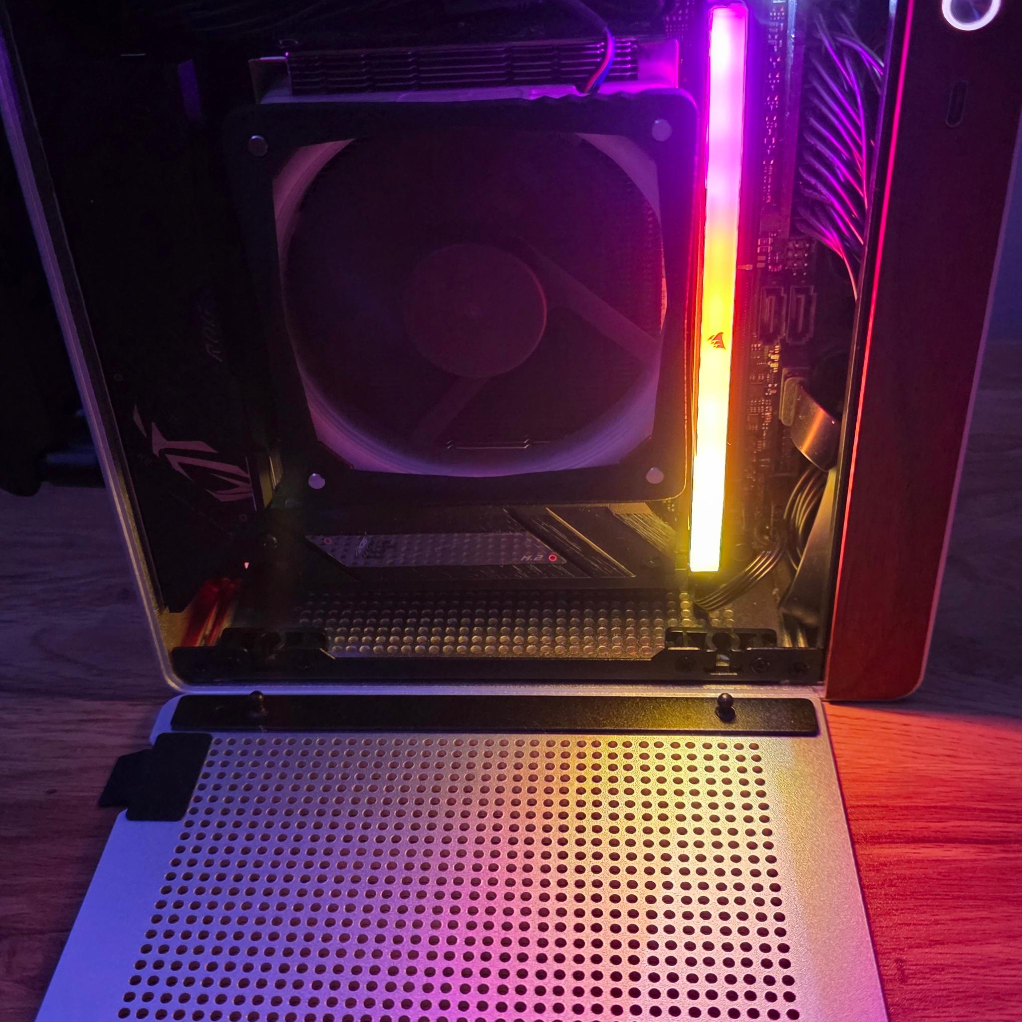 Custom Mini-ITX 4.5L Gaming PC Build