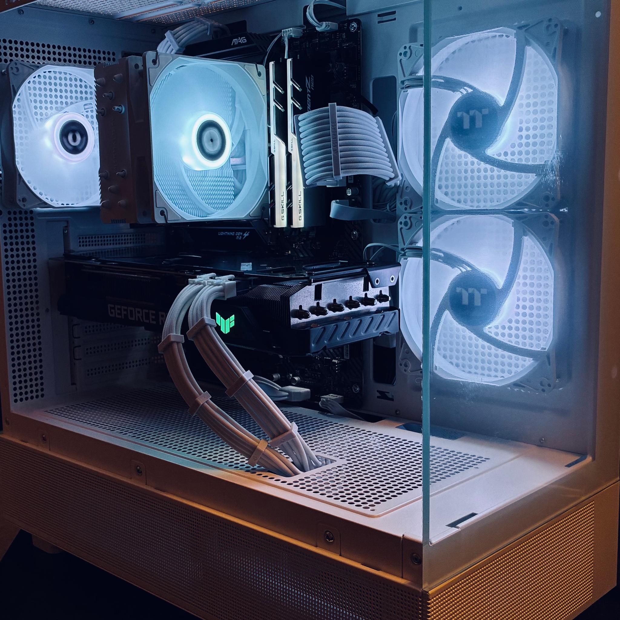 Pro Gaming PC |RTX 3080 12GB // Ryzen 3700x // 32GB DDR4|