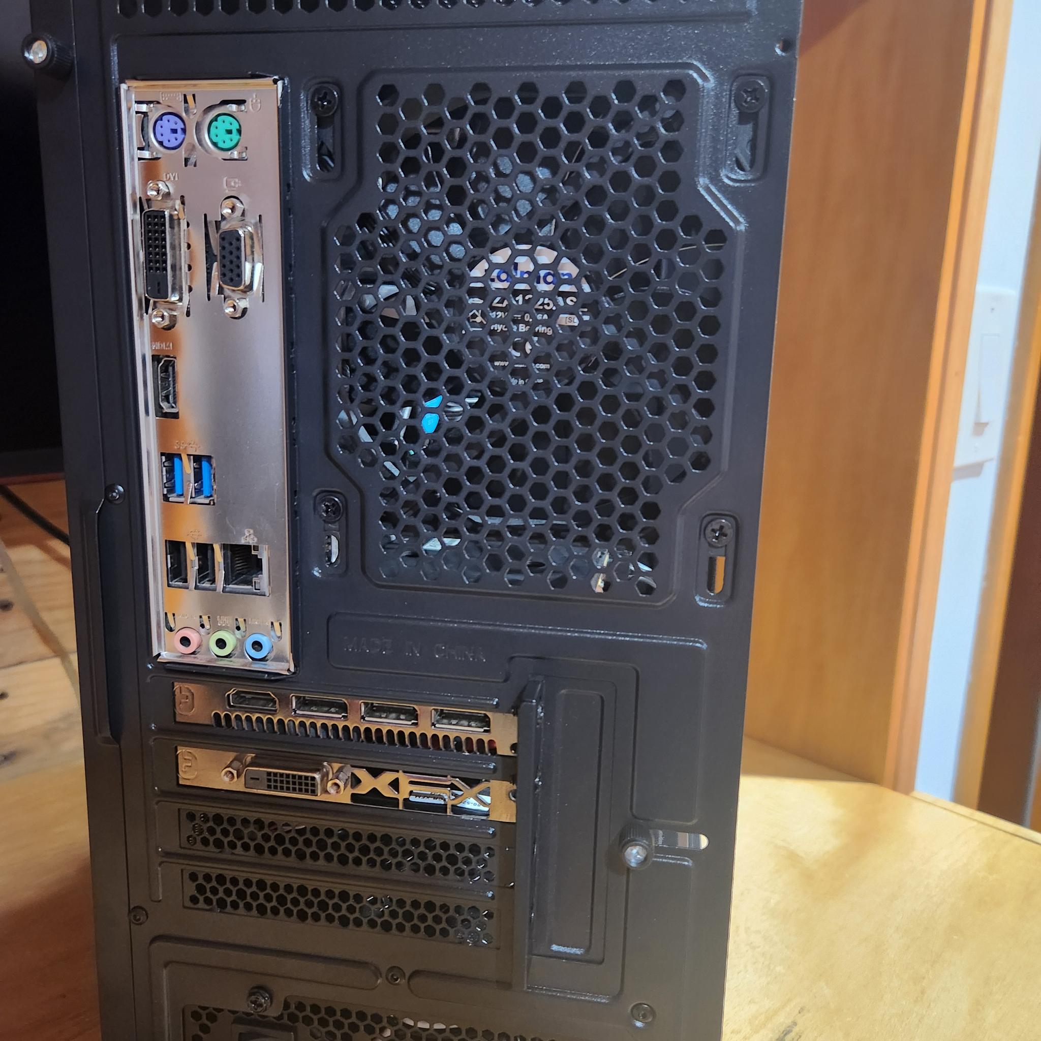 BUDGET GAMING PC Windows 11, RX 580 8GB, i5 9500, 16GB RAM, 256GB M.2