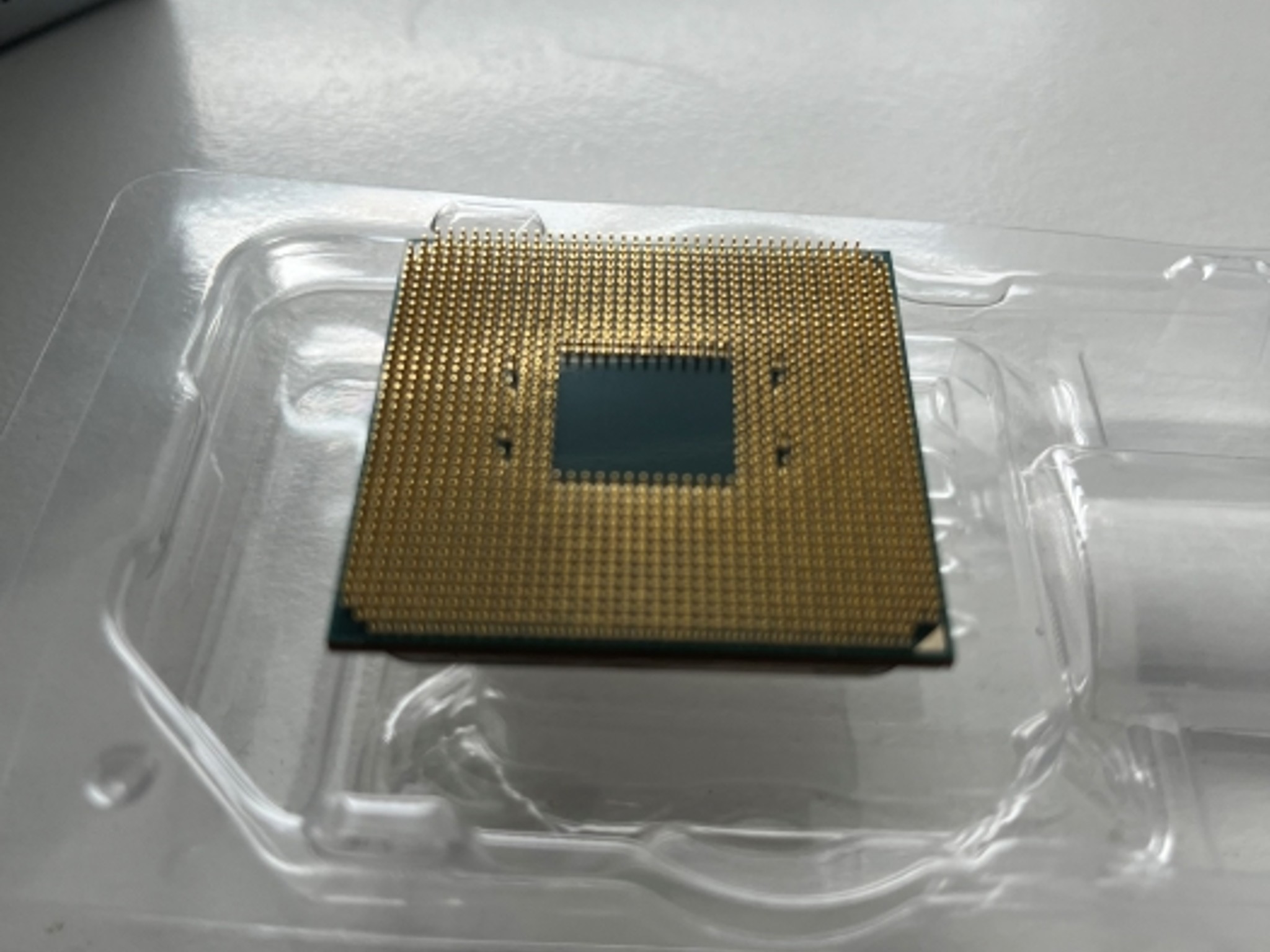 Ryzen 3 3100 w/ Wraith Stealth Cooler