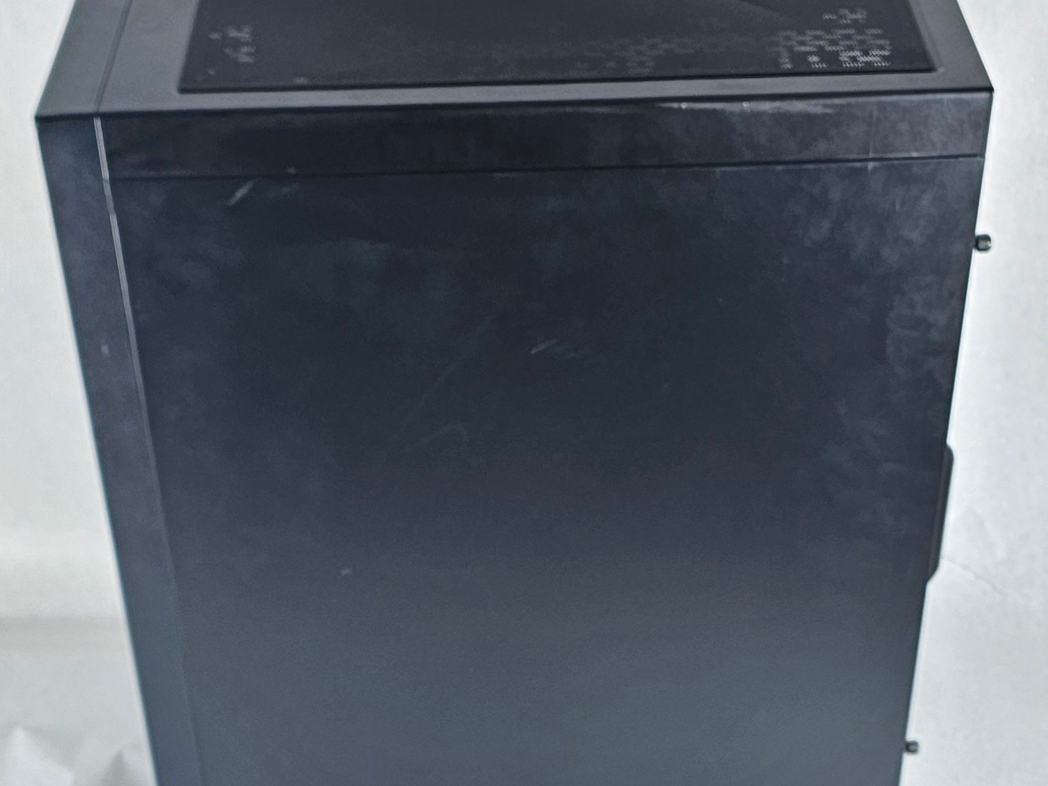 Black Corsair PC Case w/ 4 Fans