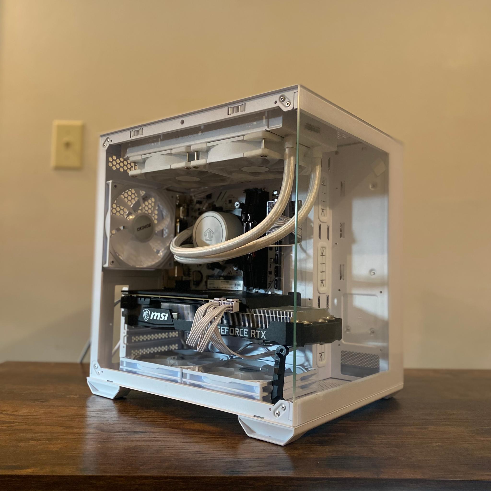 WHITE GAMING PC | RTX 3070 8gb | Ryzen 5 5600gt | 32 gb DDR4 Ram | 2 tb NVME SSD | Windows 11 + WIFI