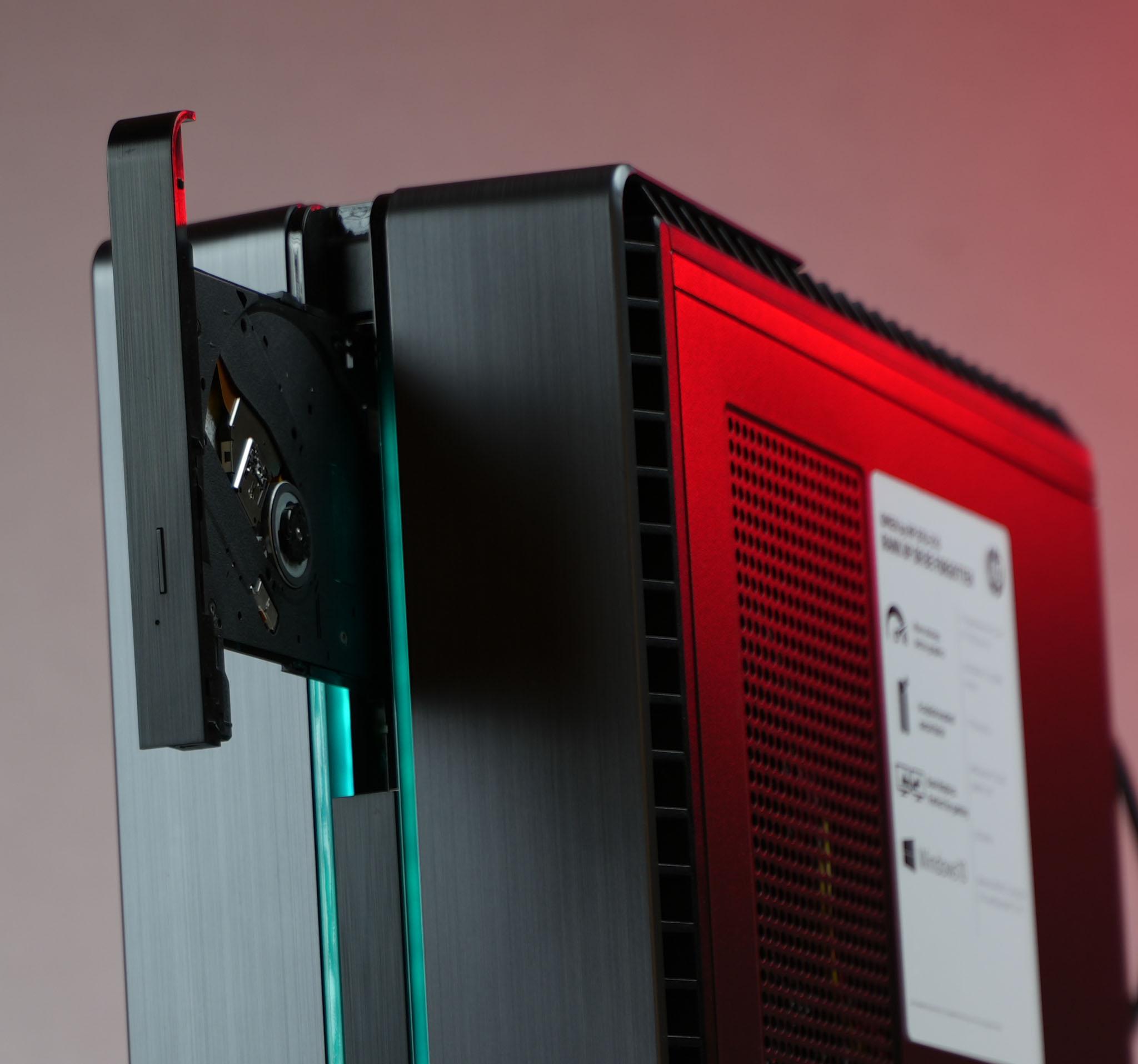 “OMNFORM 0” RX 460 Intel Core i3 7100 8GB .7TB Windows 11 Gaming PC Powerstation