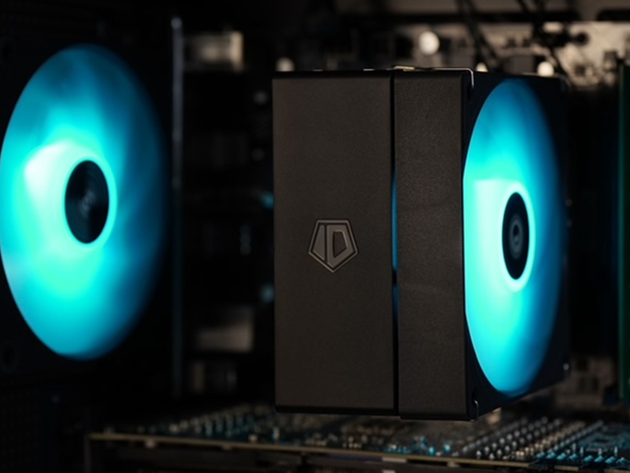 Clean Enthusiast Gaming PC - Ryzen 7 5700, RTX 3080, 32GB RAM, 1TB SSD