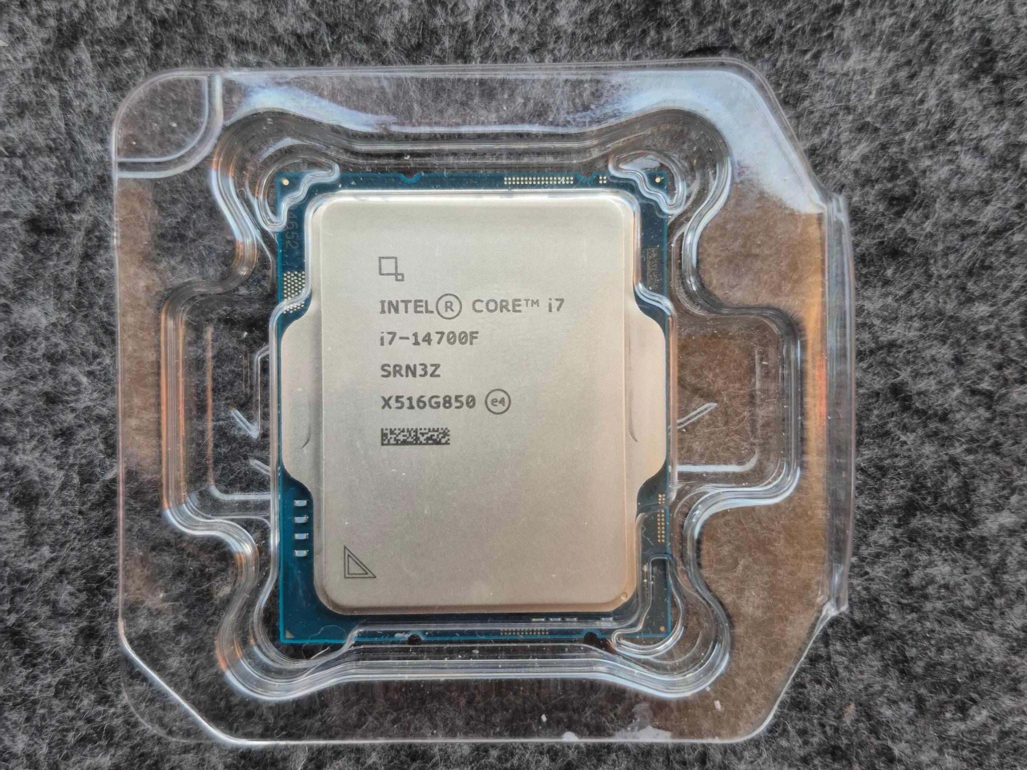 INTEL i7-14700F