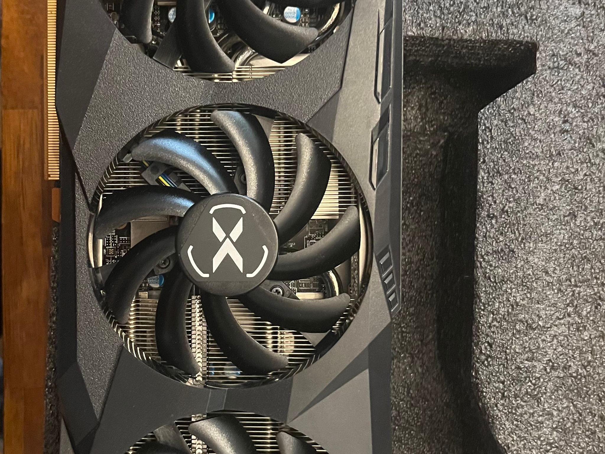 XFX Speedster QICK 319 BLACK RX 6700 XT