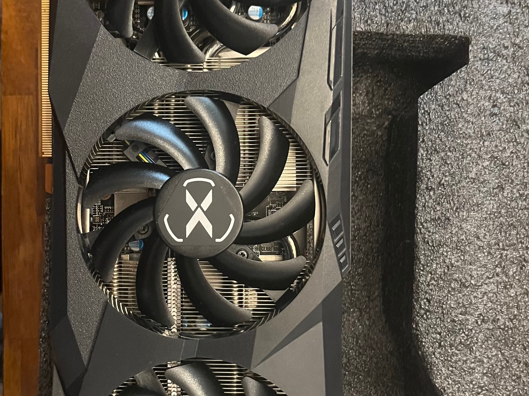 XFX Speedster QICK 319 BLACK RX 6700 XT