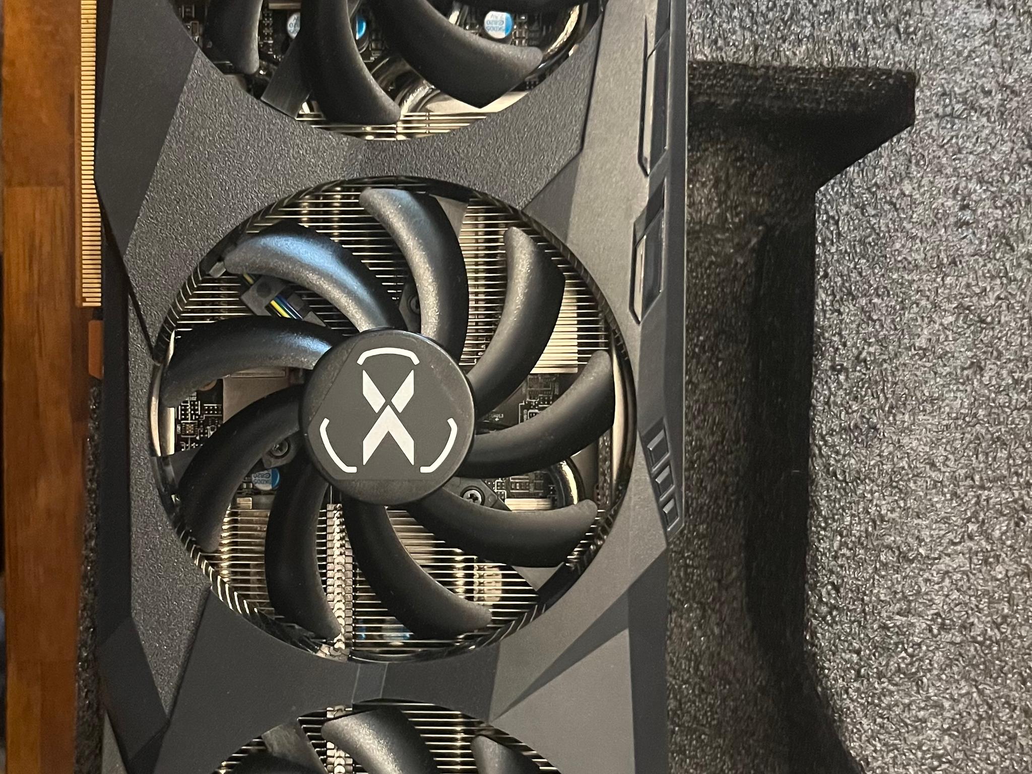 XFX Speedster QICK 319 BLACK RX 6700 XT
