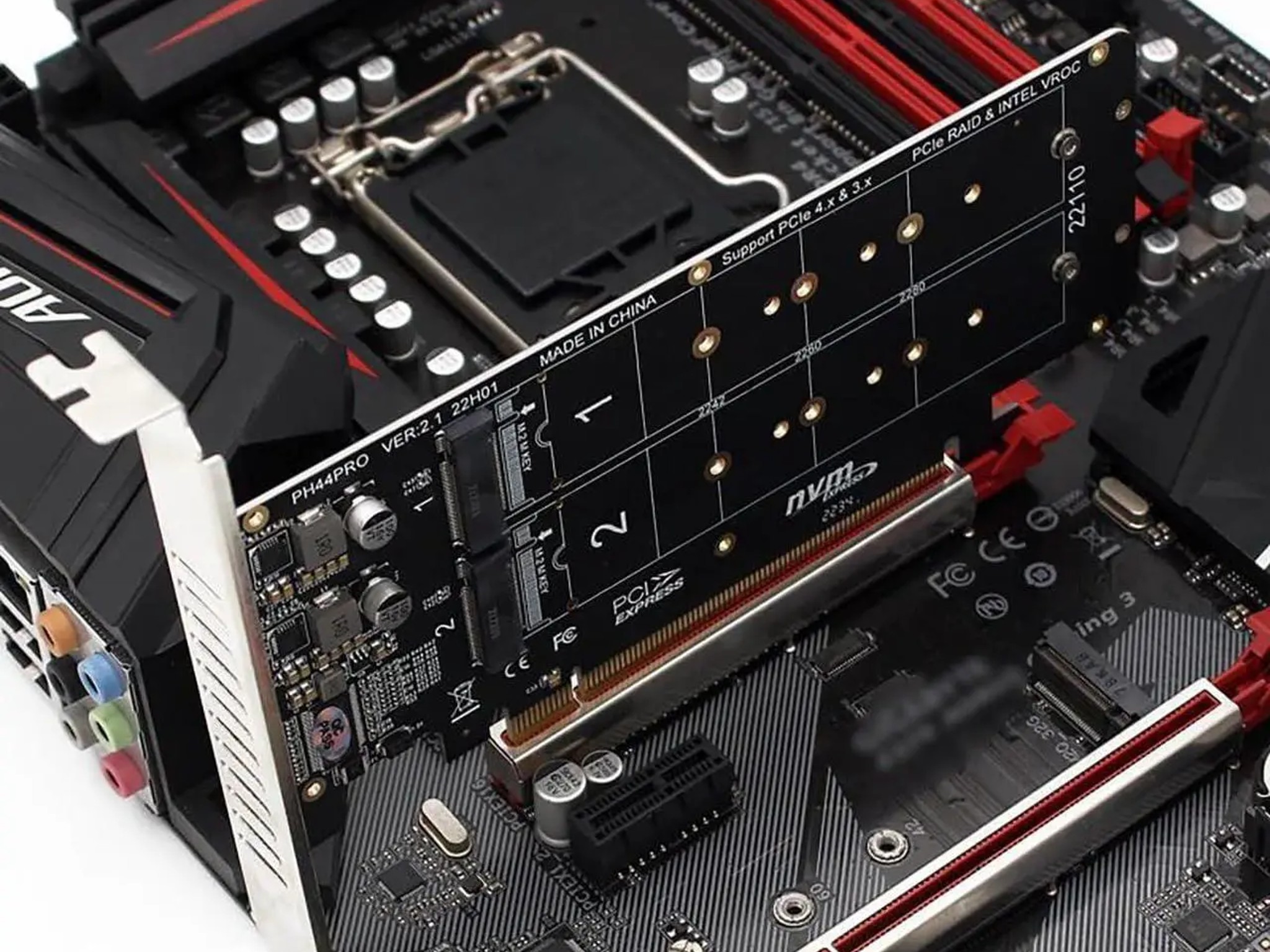 PH44PRO Dual-Sided 4 x M.2 M-Key NVME to PCIe X16 Splitter Card 4 x 32Gbps 2U Server RAID Array