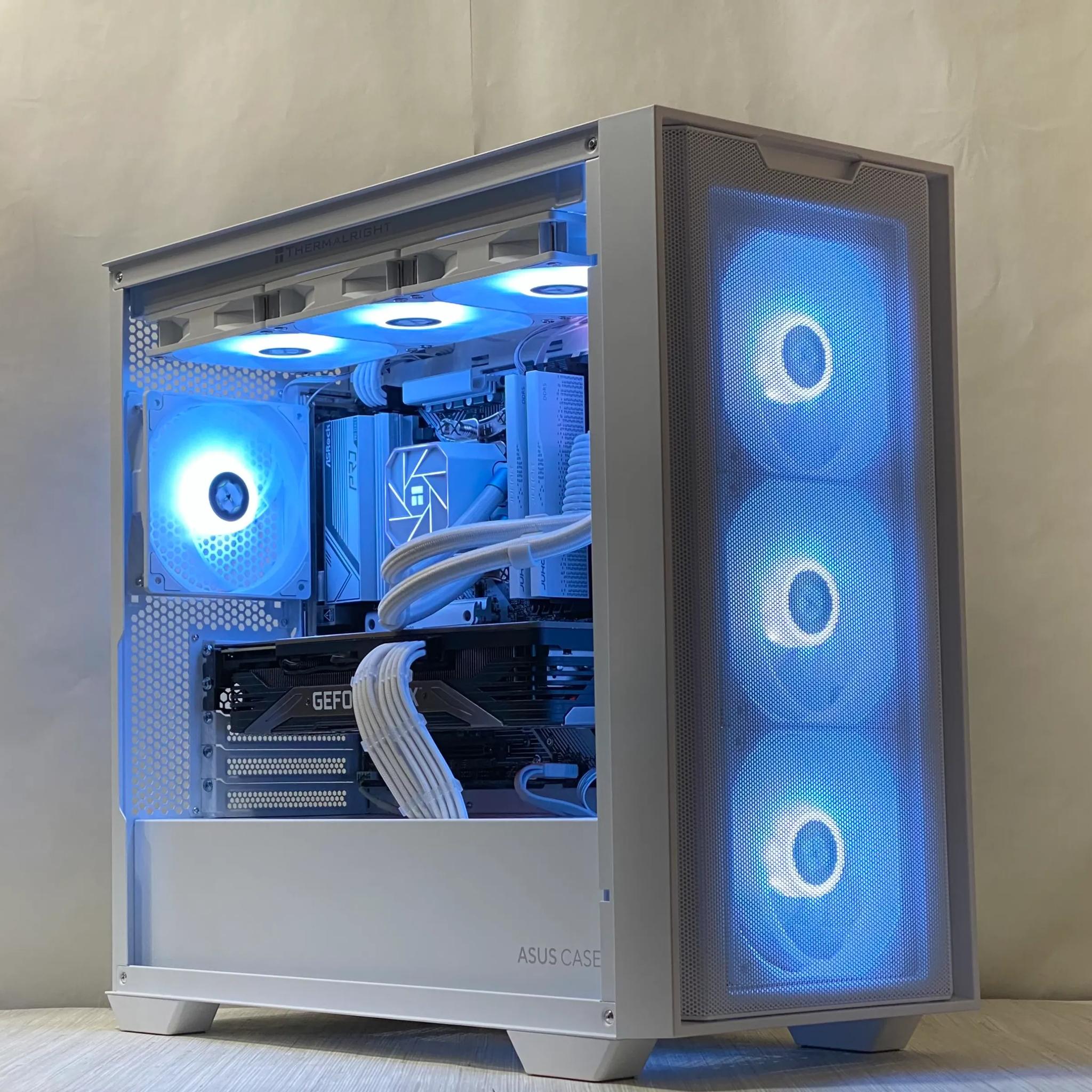 RTX 3080, Ryzen 7 7700, 32GB DDR5, 1TB NVMe SSD, WiFi - Custom Gaming PC