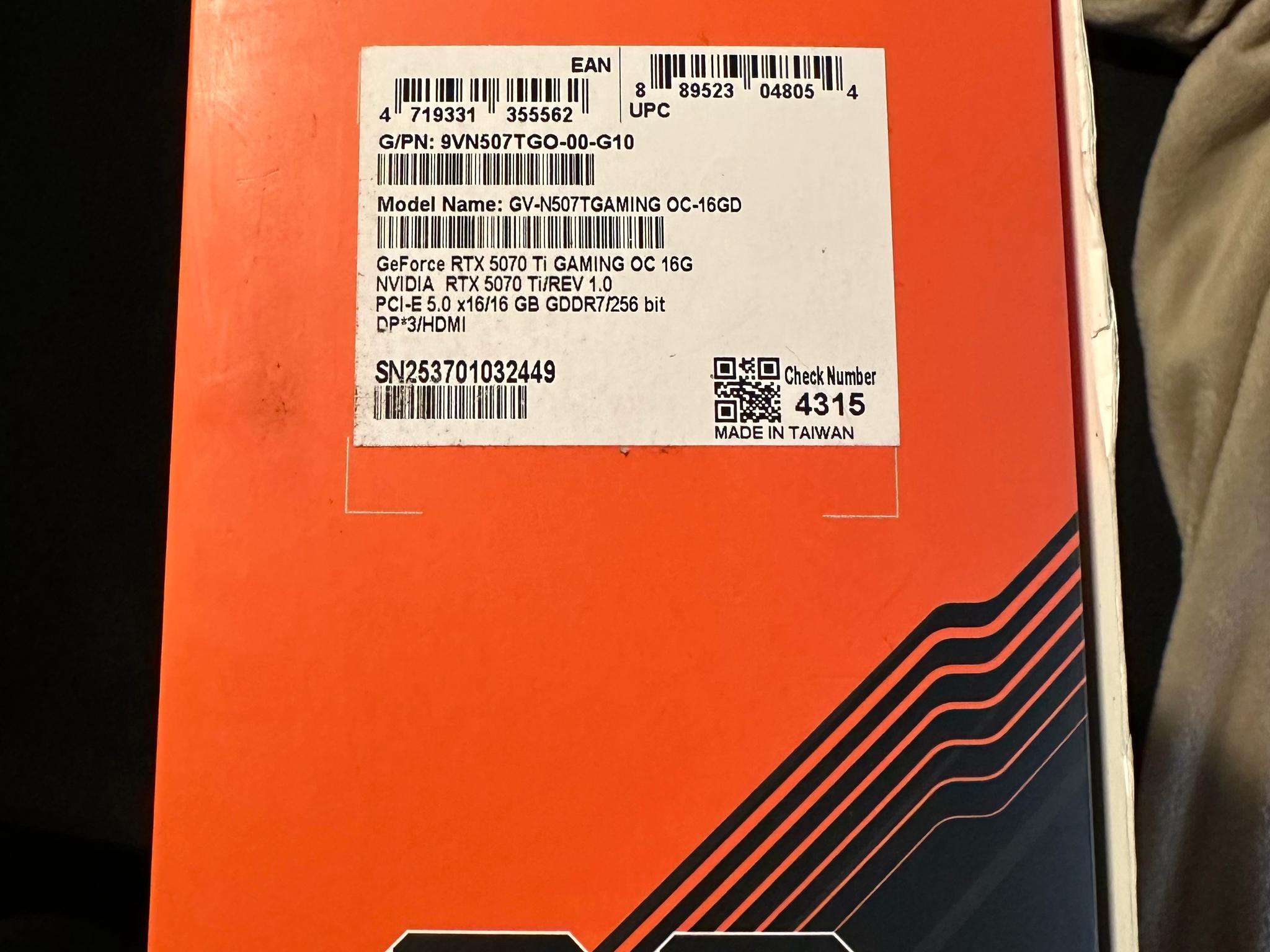 GIGABYTE GeForce RTX 5070 Ti Gaming OC 16G