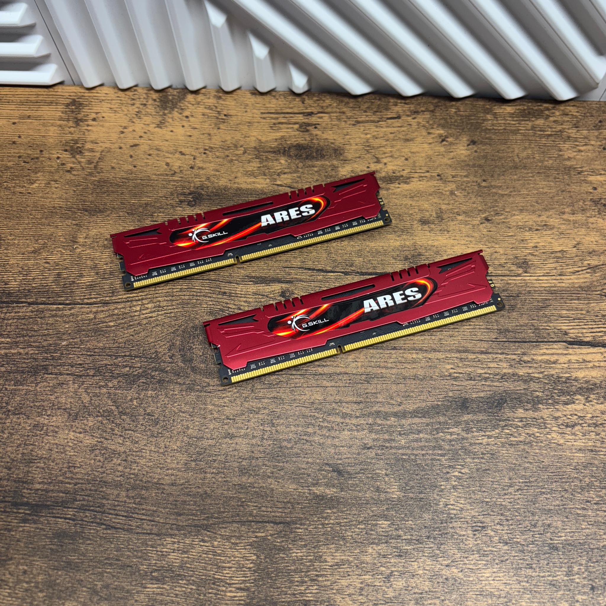 G.SKILL Ares 16GB (2x8GB) DDR3-1600 CL9 Desktop RAM F3-1600C9D-16GAR