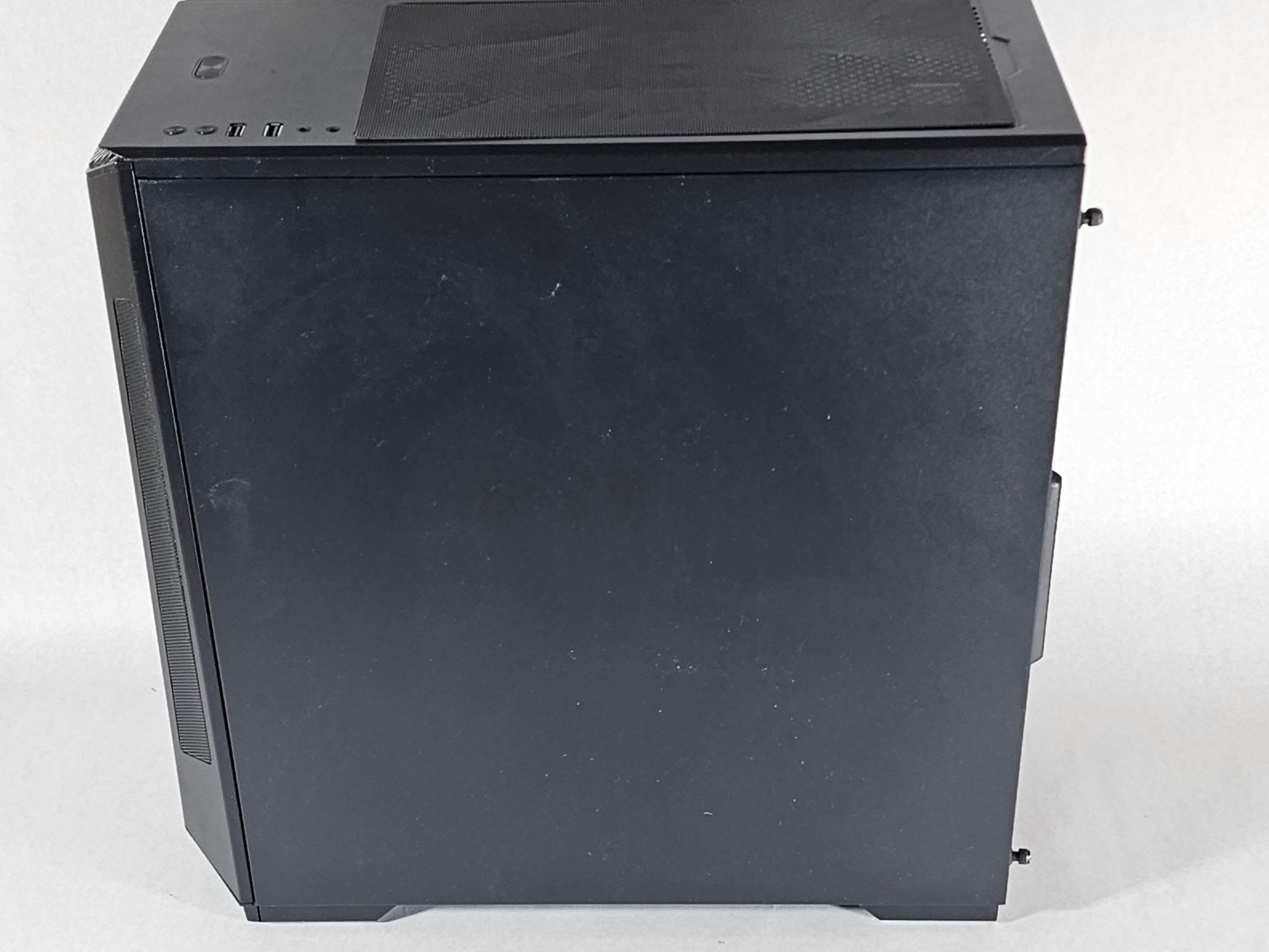 CyberPowerPC Gamer Xtreme Mid-Tower ATX PC Case w\ Tempered Glass