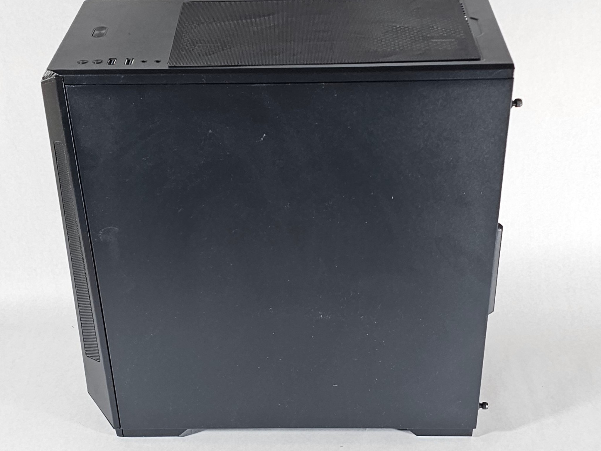 CyberPowerPC Gamer Xtreme Mid-Tower ATX PC Case w\ Tempered Glass