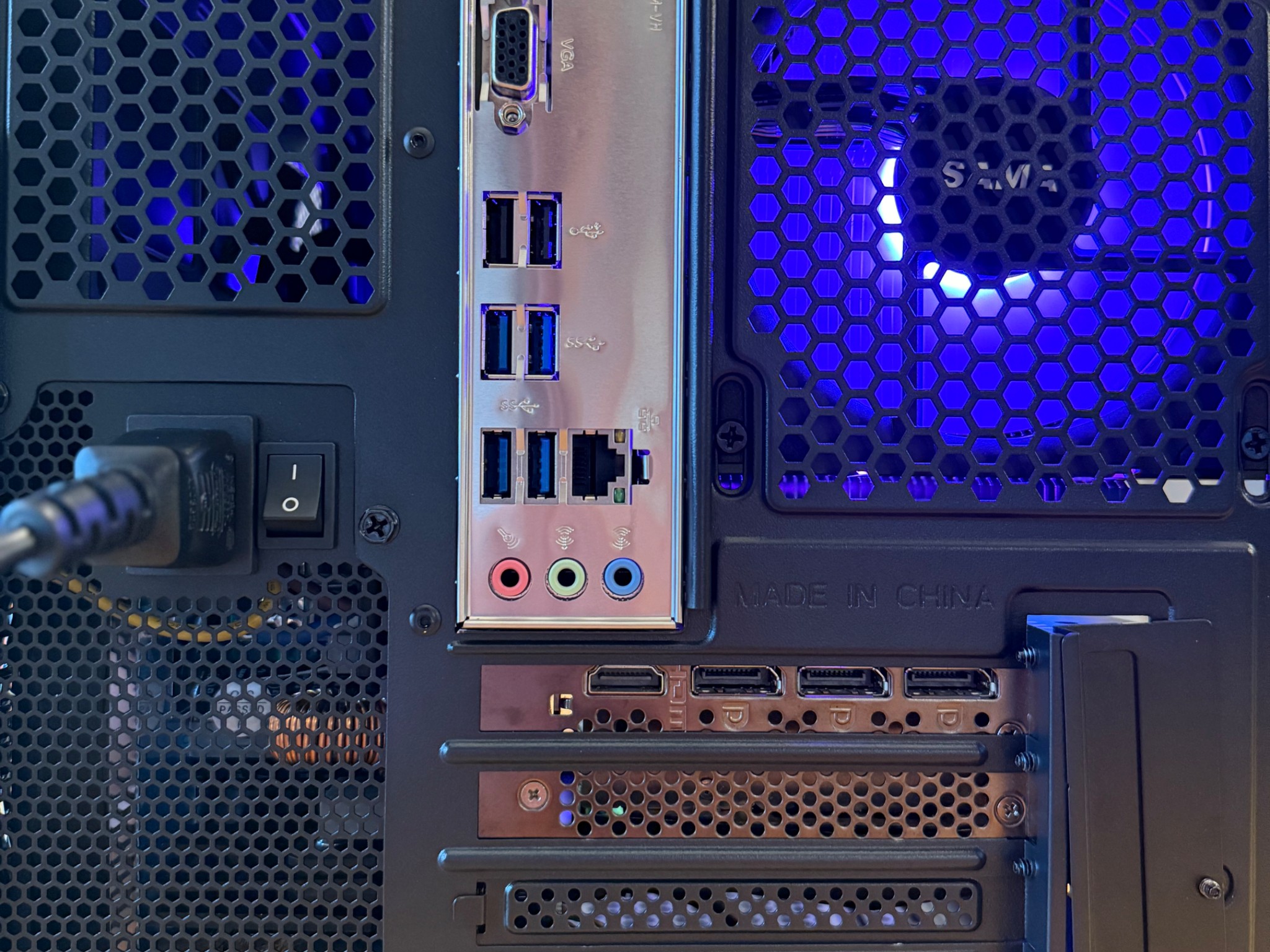 🐊| RTX 3080 10gb, i5 12600k, 32gb Ram, 1tb SSD WiFi Equipped, ARGB Gaming PC