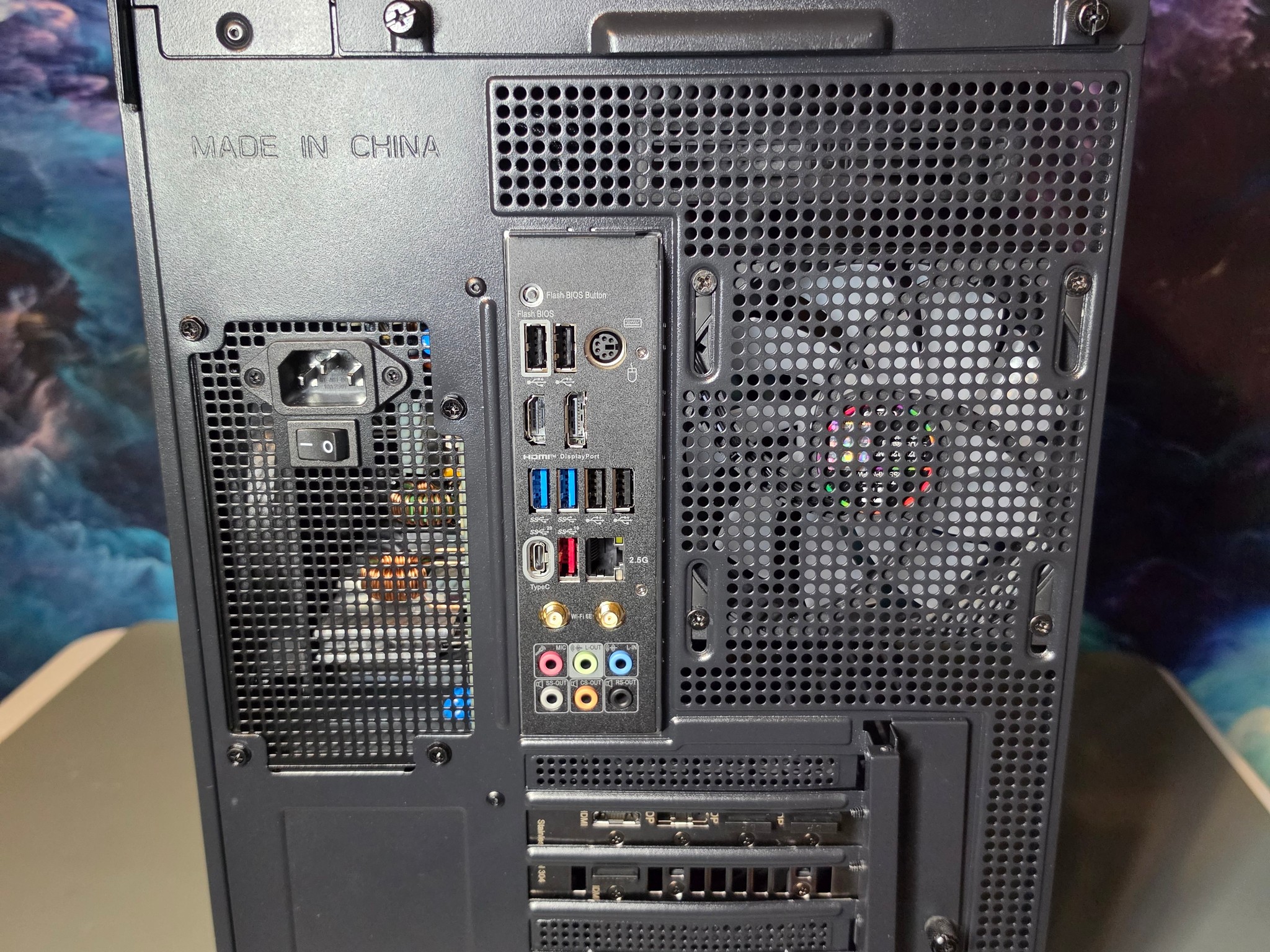 ASUS RTX 5070 12gb + Intel Core i7 14700f