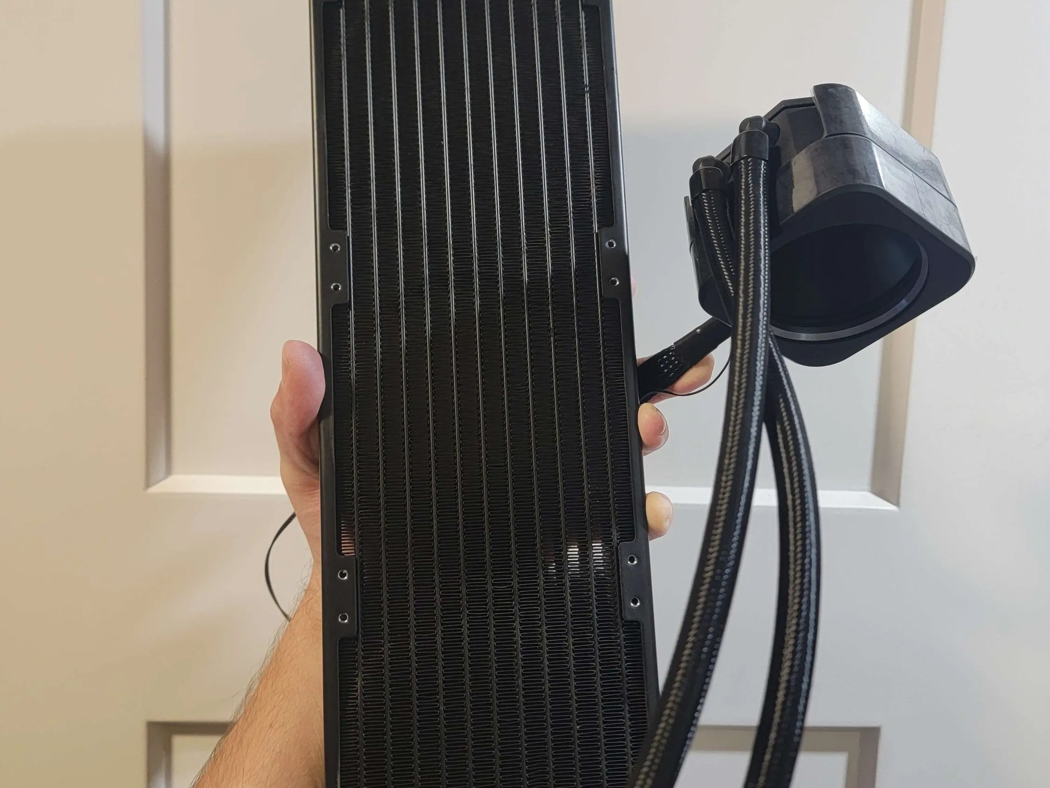 CORSAIR iCUE H150i Elite LCD Liquid CPU Cooler