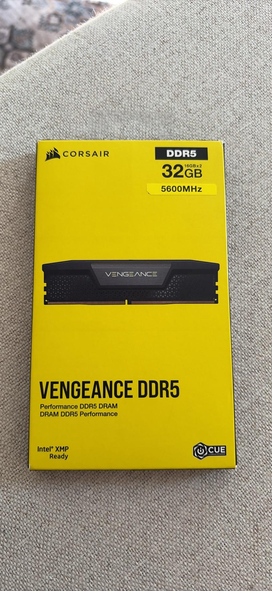 32Gb DDR5 Corsair Vengeance 5600MHZ