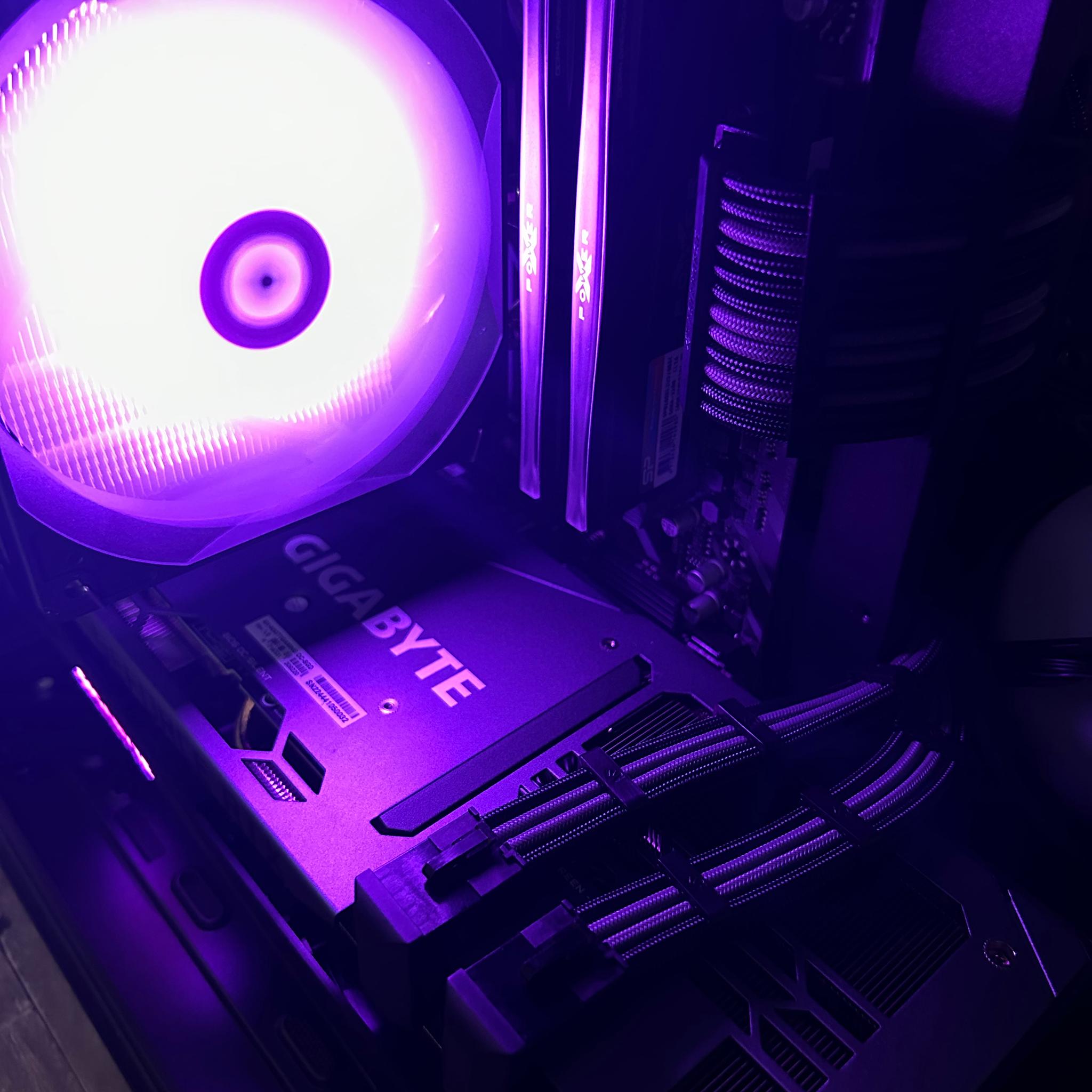 RTX 3070 Ti | Ryzen 7 5700G | 32GB 3200MHz | 1TB Gen4