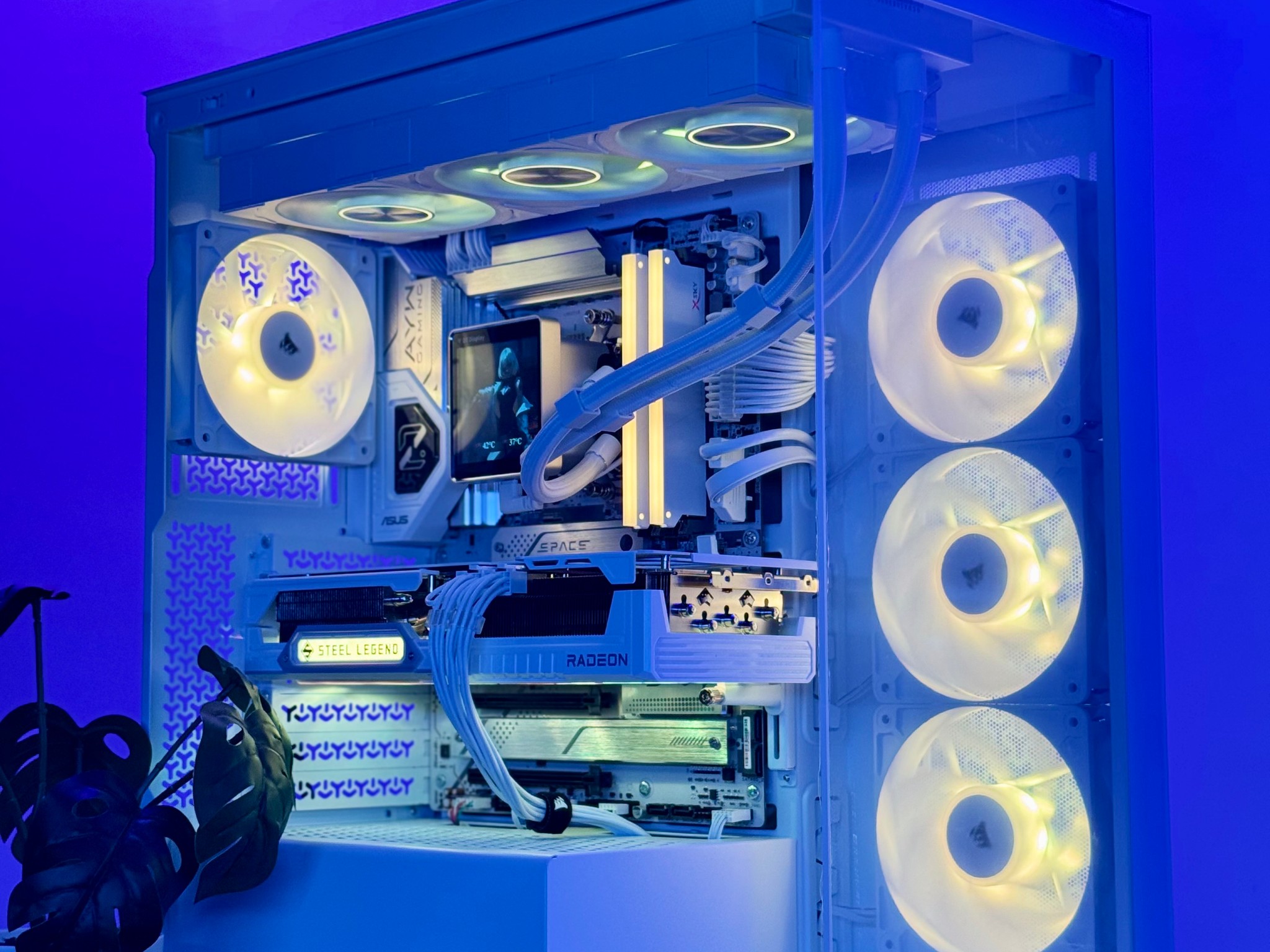 Odyssey - Ryzen 9800X3D | RX 9070 XT | 32GB DDR5 RAM 6000MHz CL30 | 2TB SSD NVMe | Win 11 Pro