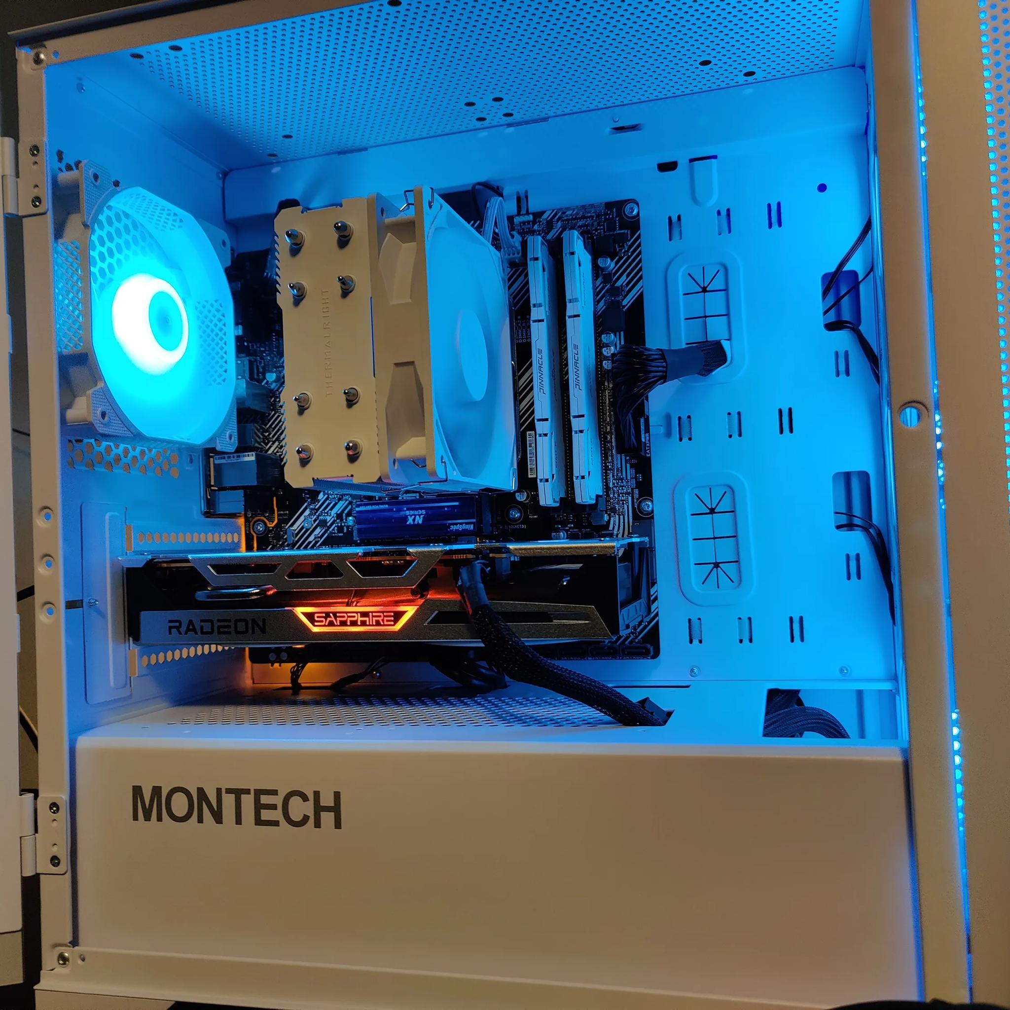 White Gaming PC