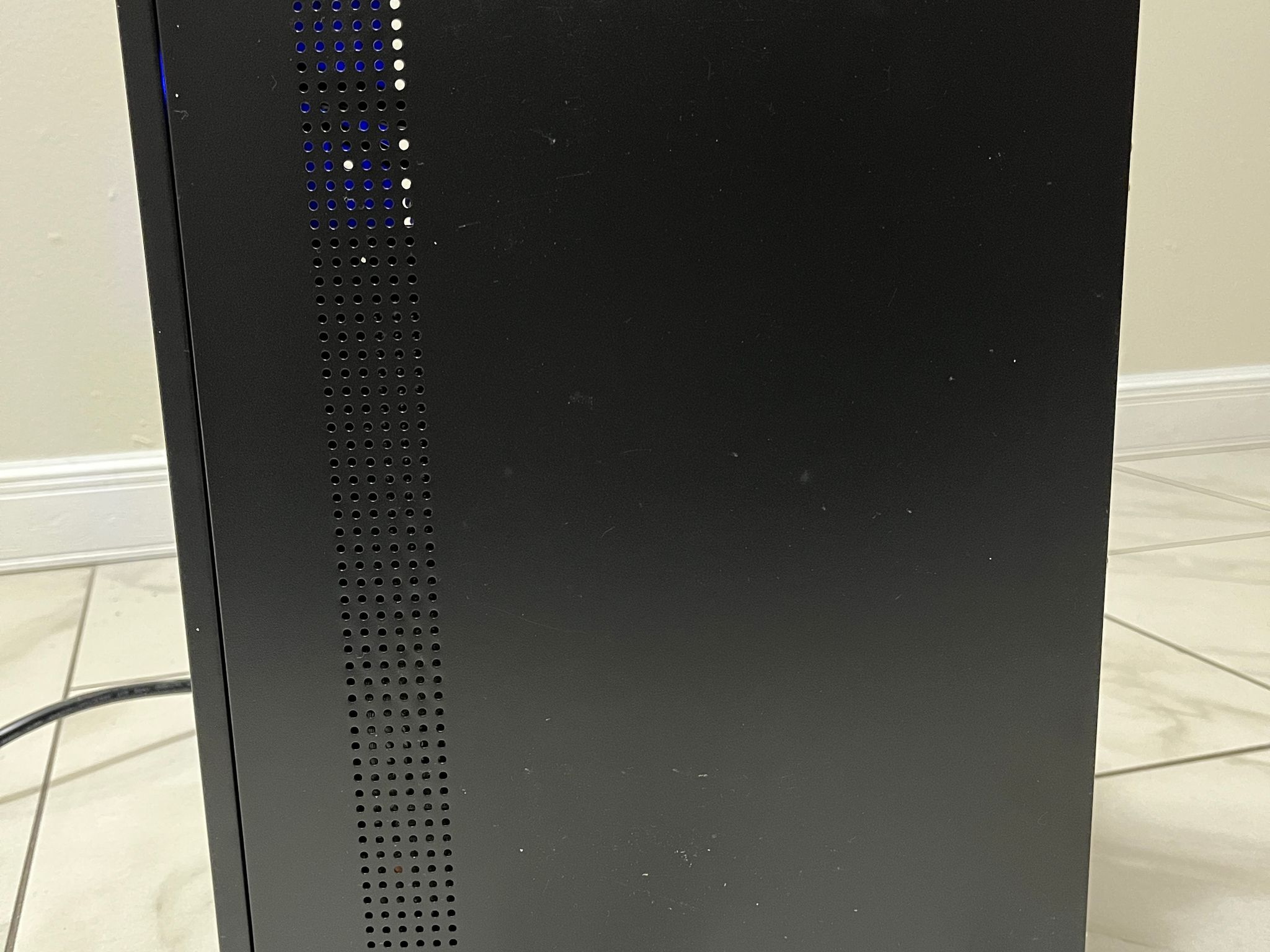 NVIDIA GTX 960, Intel Core i7-2600, 12GB RAM, 870 GB Storage - Budget Small Gaming PC w/ Wi-Fi & BT