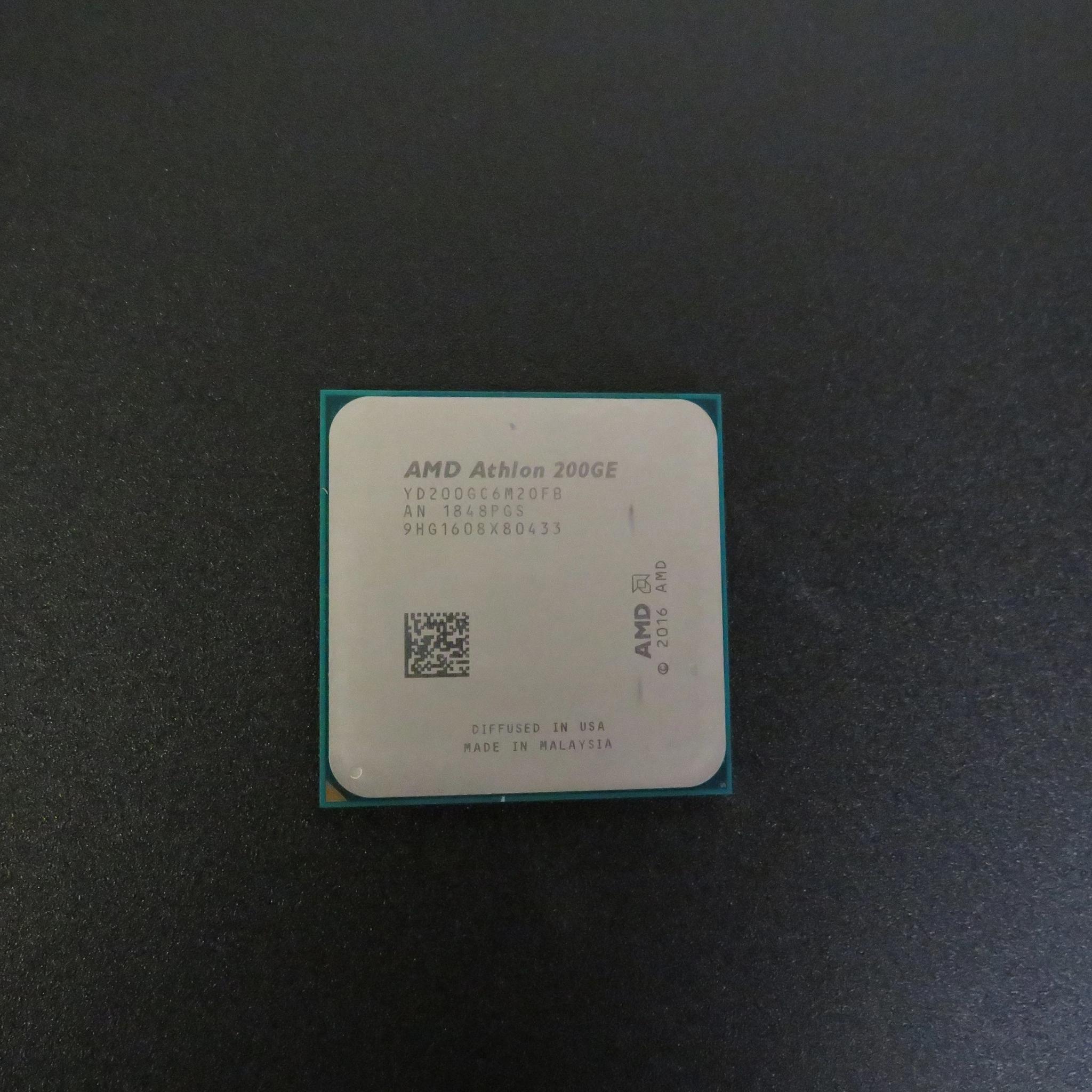 Used Athlon 200GE 2 Cores 4 threads AM4 w/integrated Raedon graphics