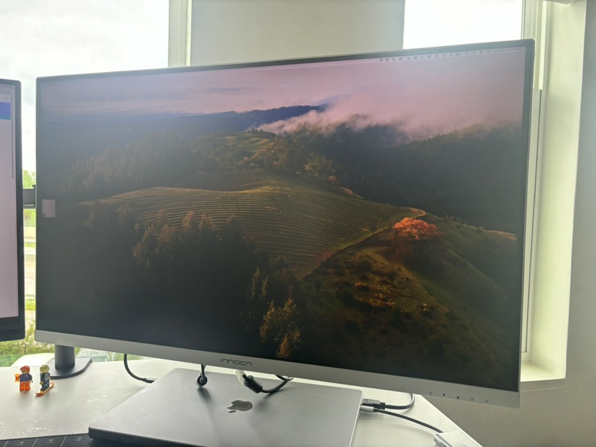 32" Mini LED 4K UHD Gaming Monitor 144Hz 1ms HDR1000 HDMI 2.1 Monitor